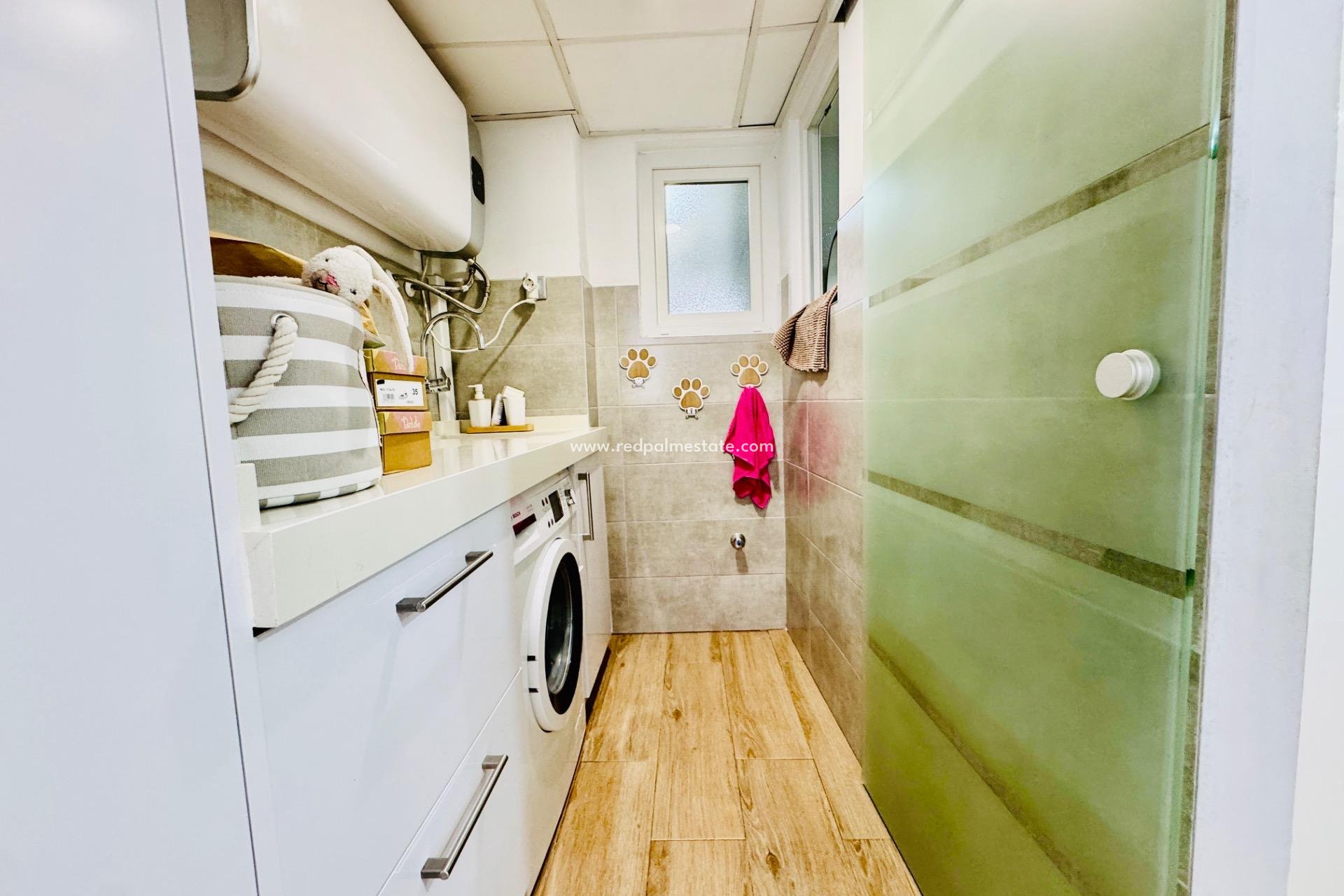 Reventa - Apartamento -
Pilar de la Horadada