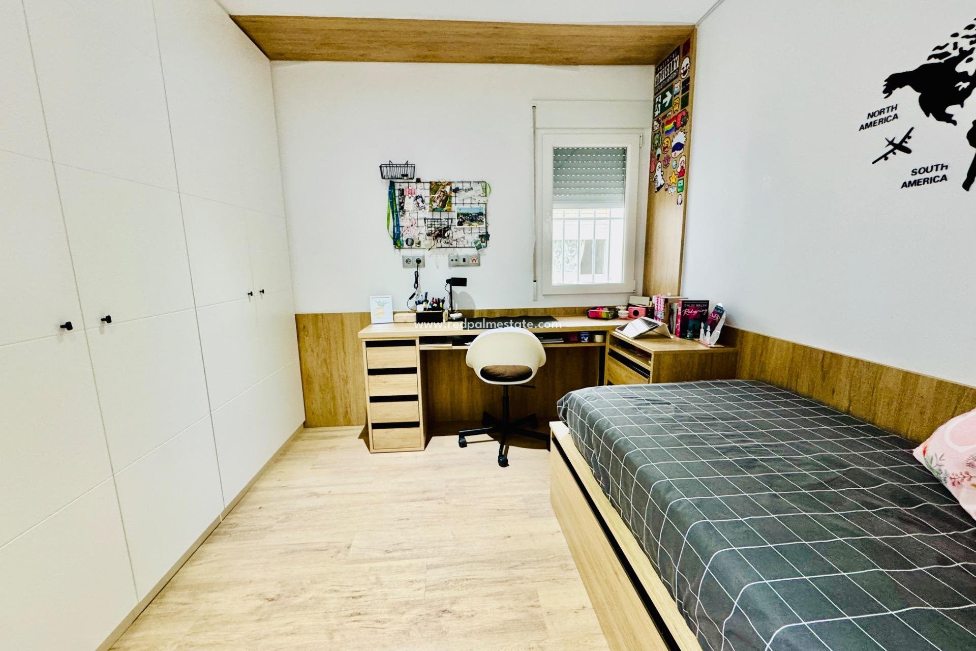 Reventa - Apartamento -
Pilar de la Horadada
