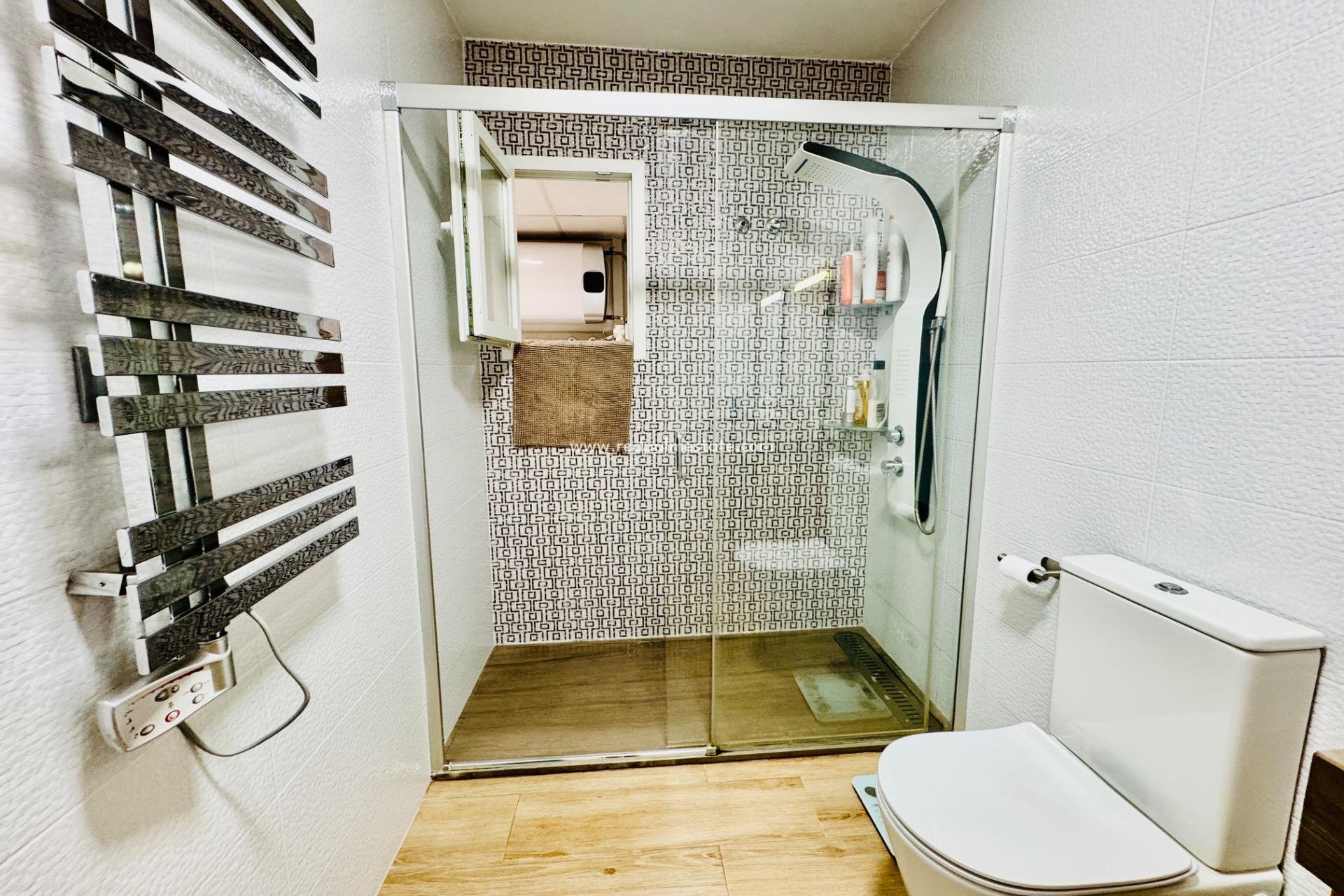 Reventa - Apartamento -
Pilar de la Horadada