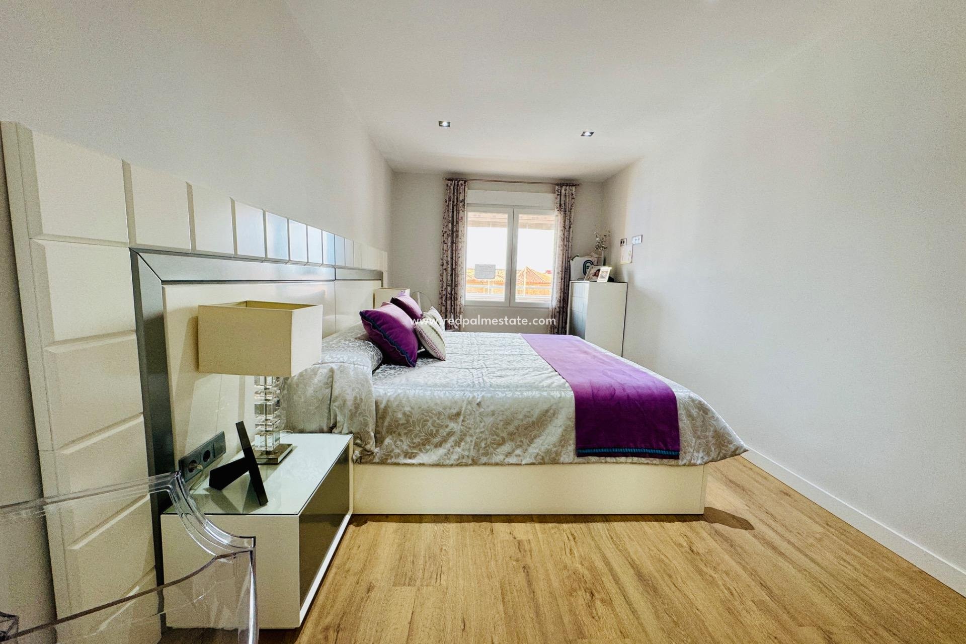 Reventa - Apartamento -
Pilar de la Horadada