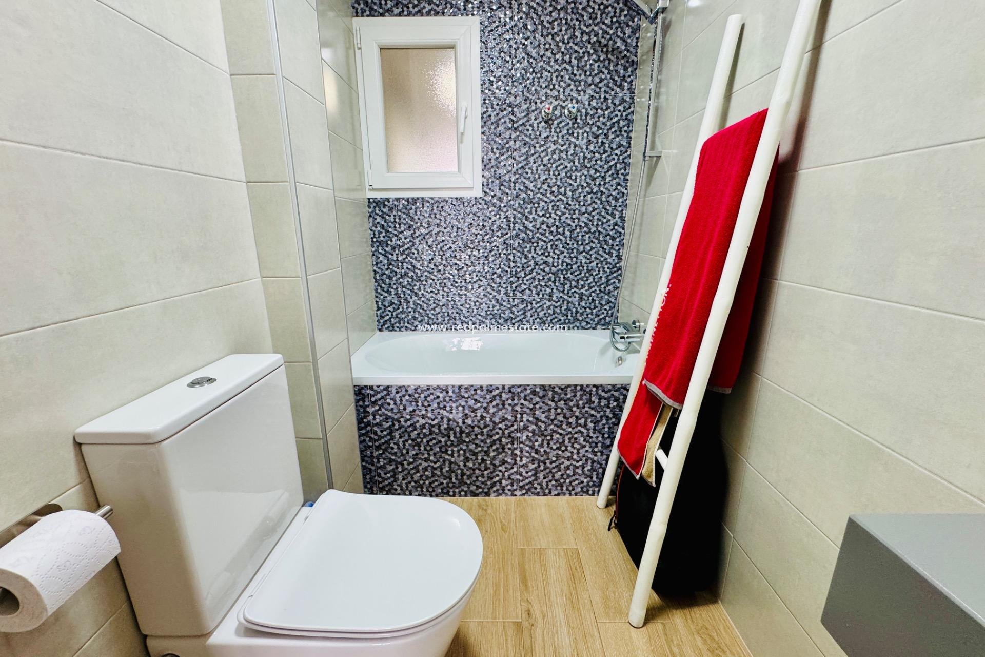 Reventa - Apartamento -
Pilar de la Horadada