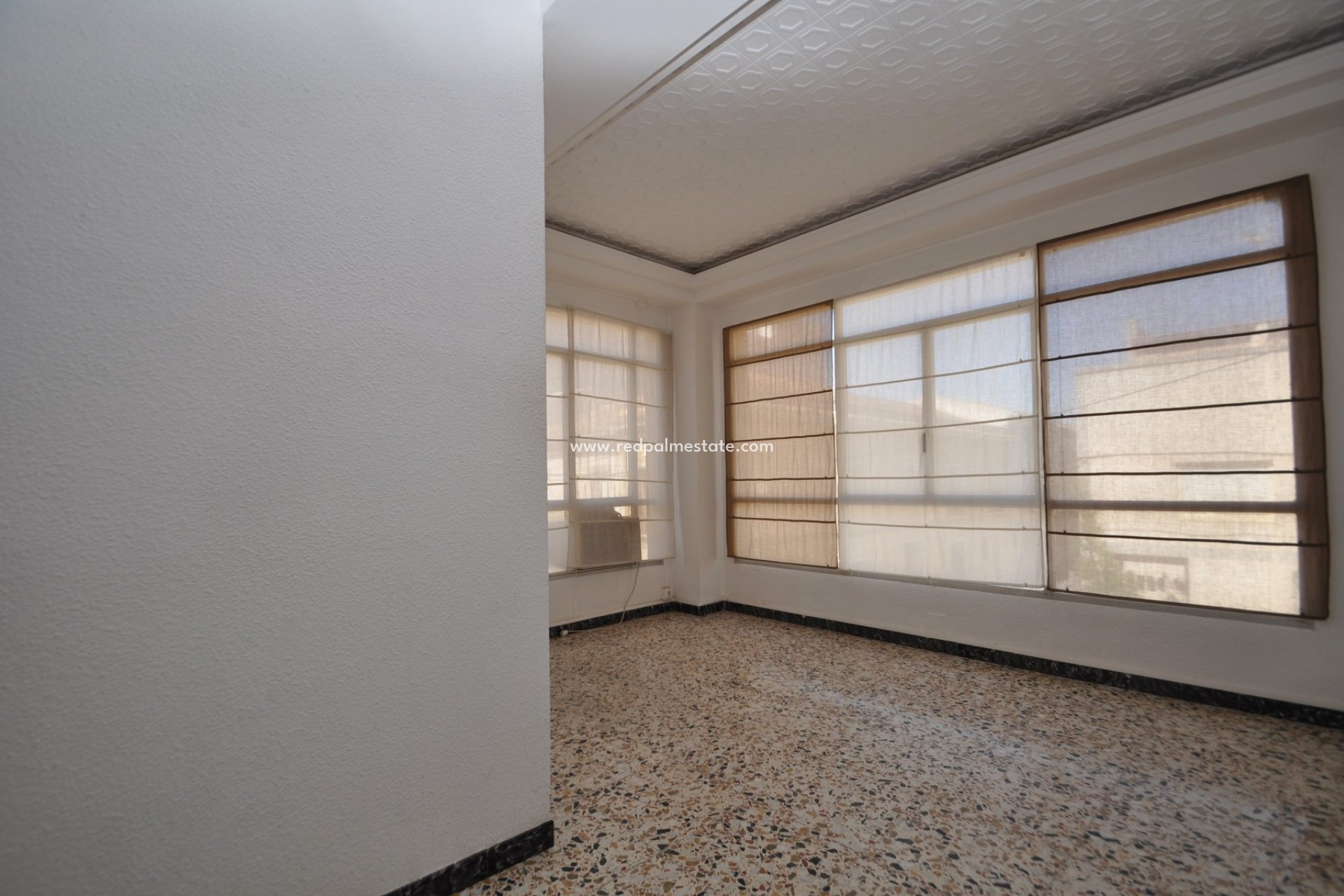 Reventa - Apartamento -
Pinoso - Inland