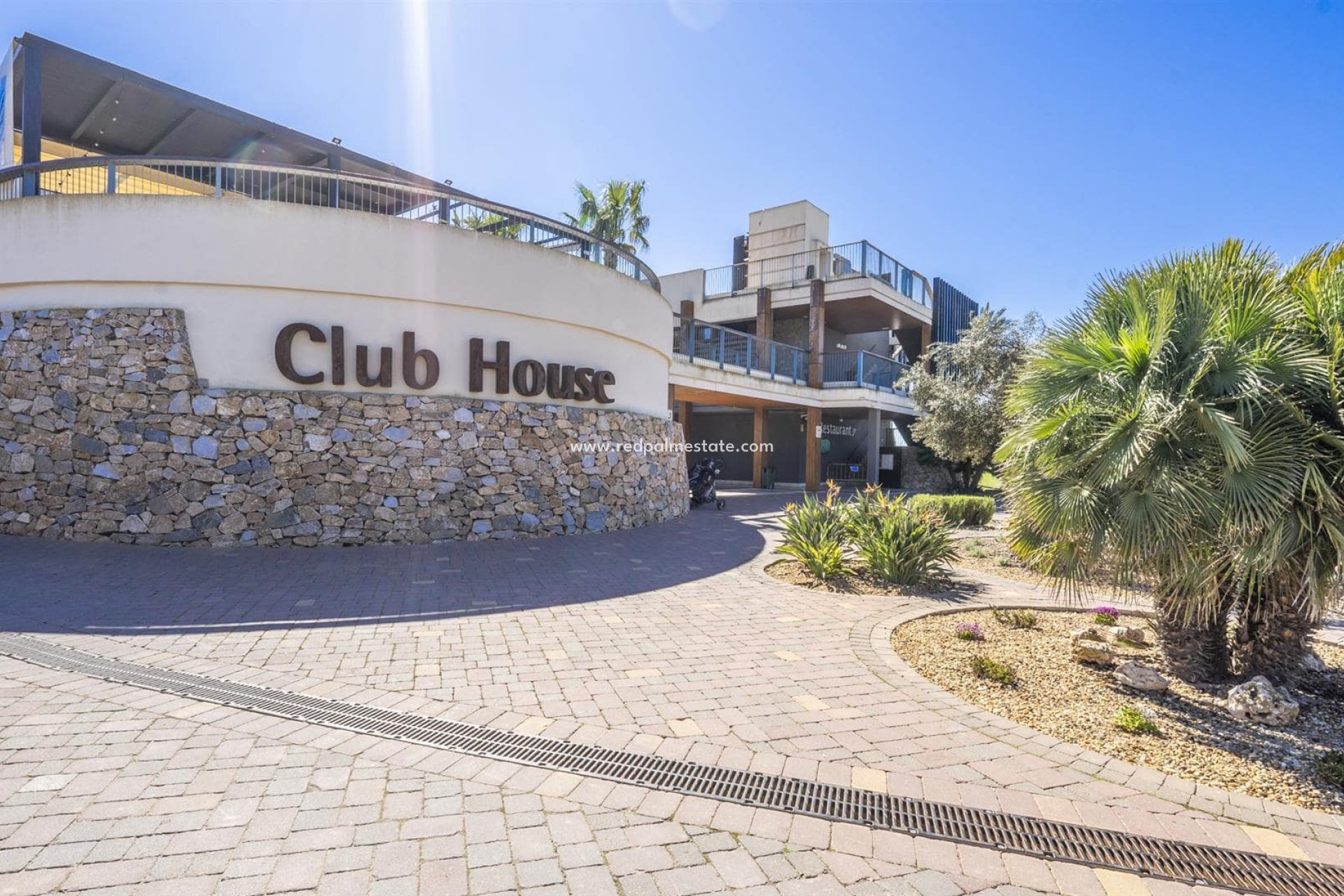 Reventa - Apartamento -
Roda Golf Resort - Inland