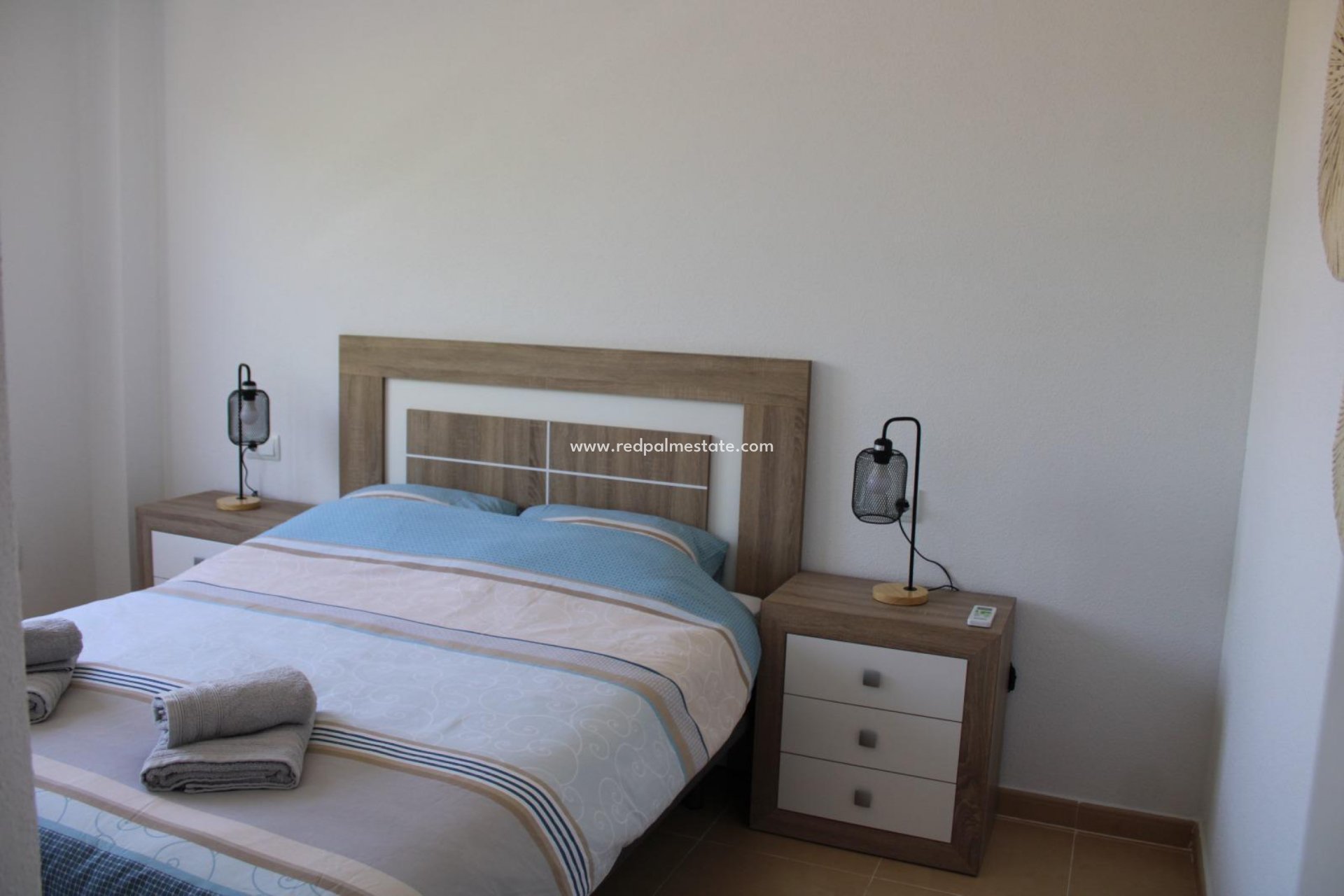 Reventa - Apartamento -
ROLDAN - Inland