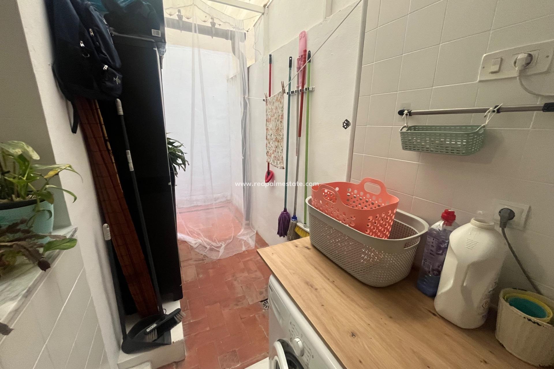 Reventa - Apartamento -
San Fulgencio - San Fulgencio Pueblo