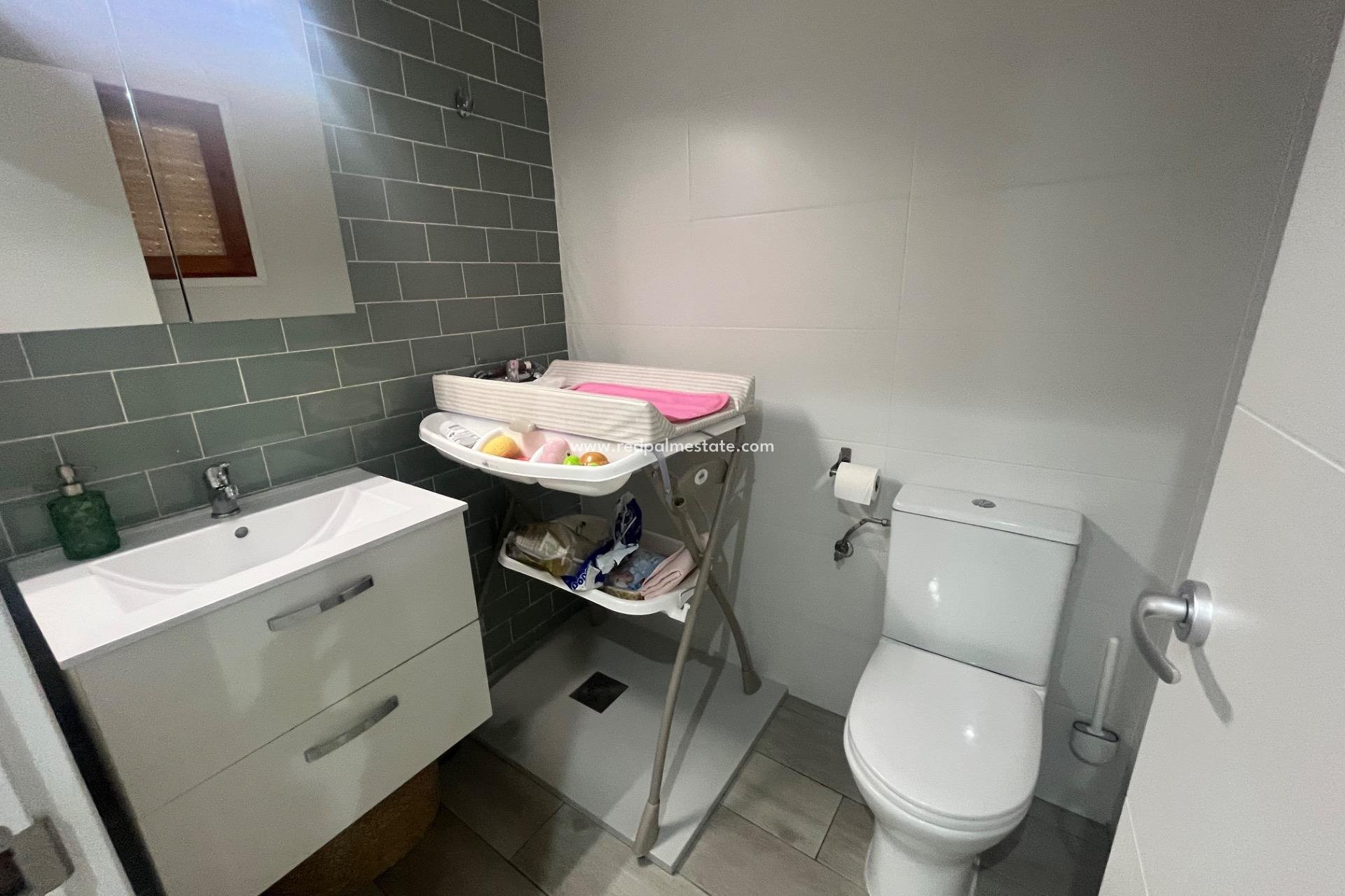 Reventa - Apartamento -
San Fulgencio - San Fulgencio Pueblo