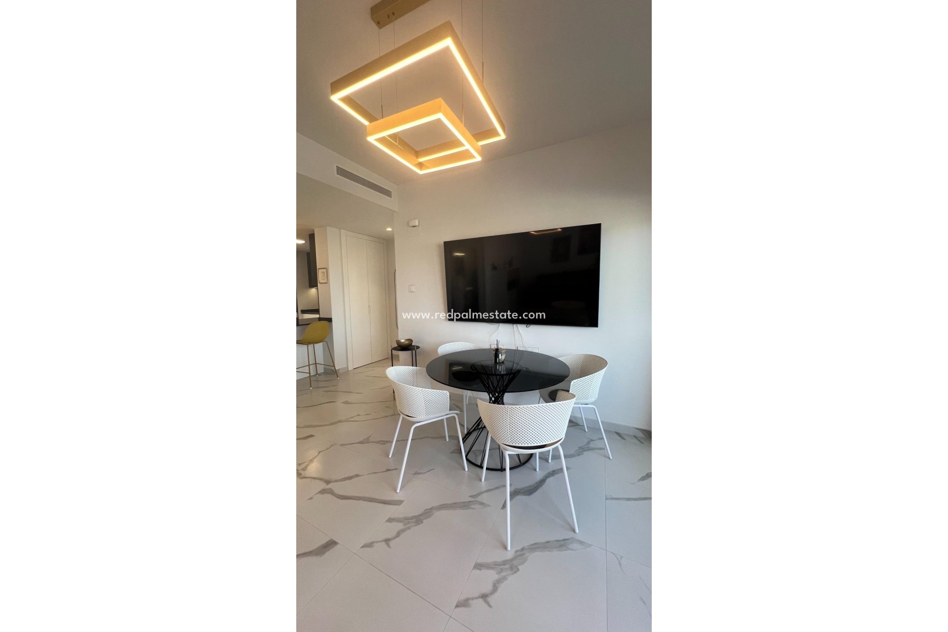 Reventa - Apartamento -
San Miguel de Salinas - Bellavista