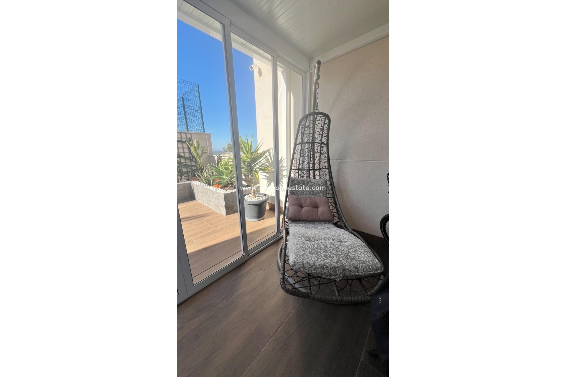 Reventa - Apartamento -
San Miguel de Salinas - Bellavista