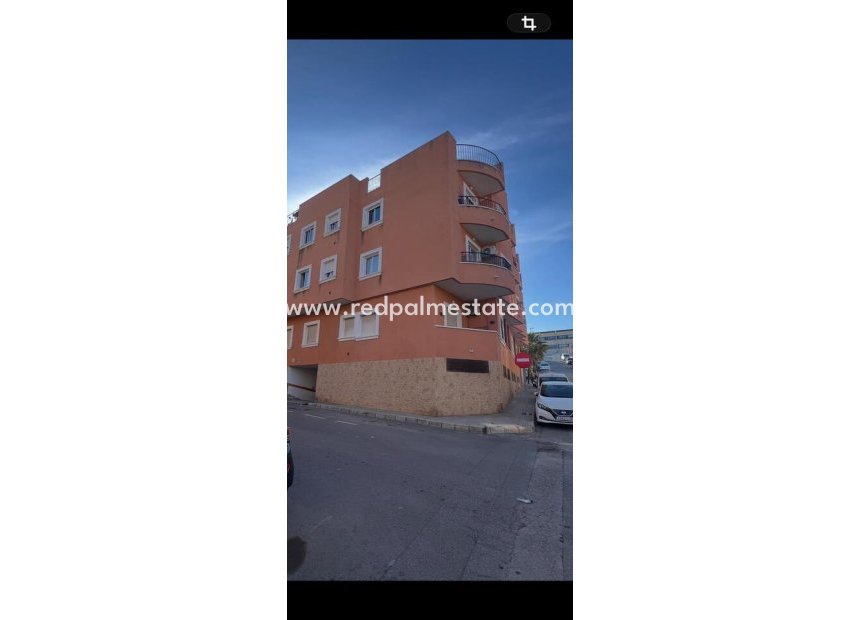 Reventa - Apartamento -
San Miguel de Salinas - Inland