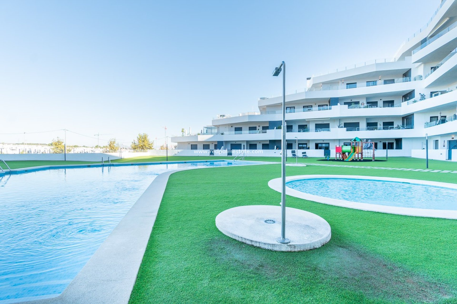 Reventa - Apartamento -
San Miguel de Salinas - Inland