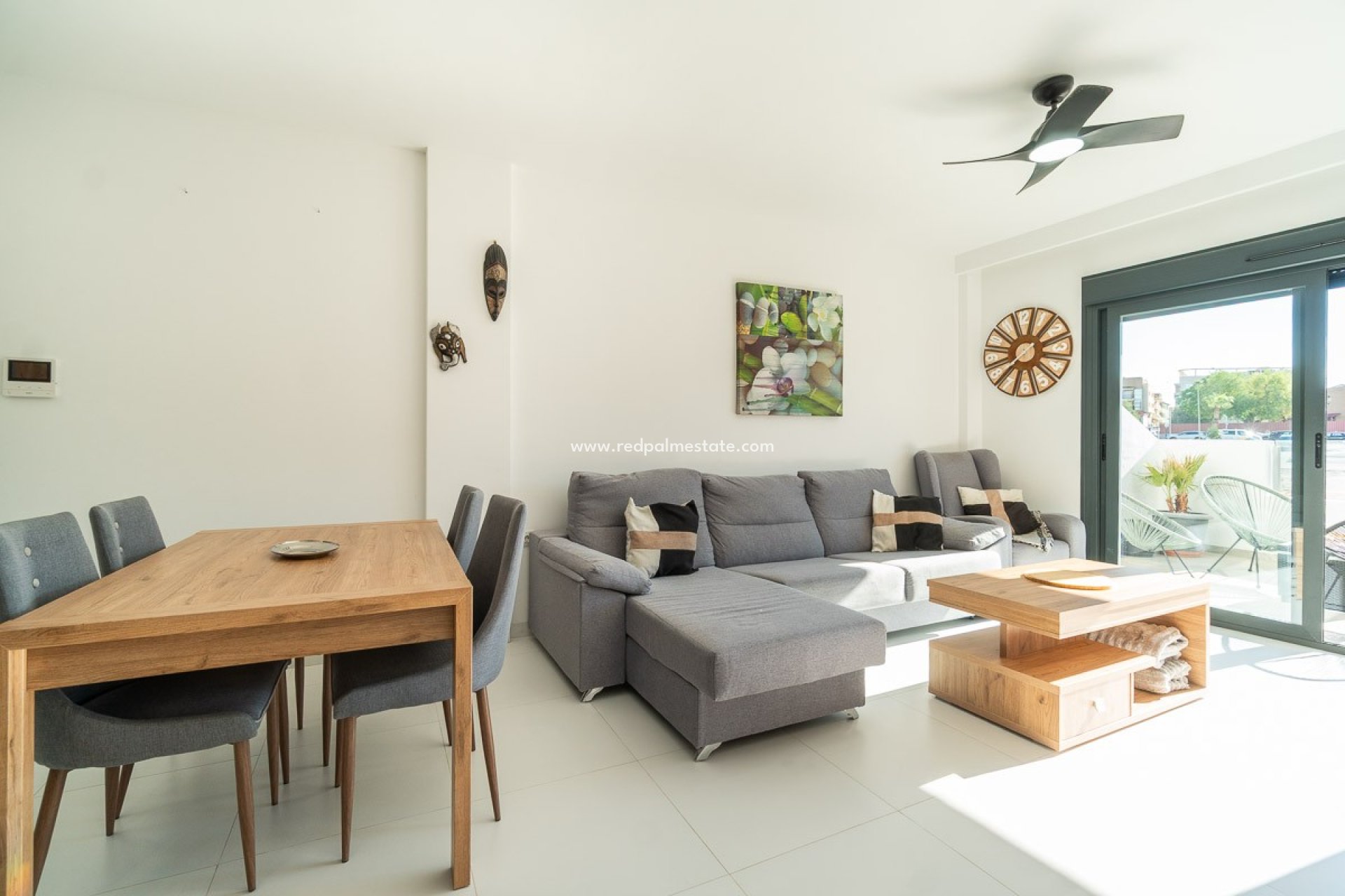 Reventa - Apartamento -
San Miguel de Salinas - Inland