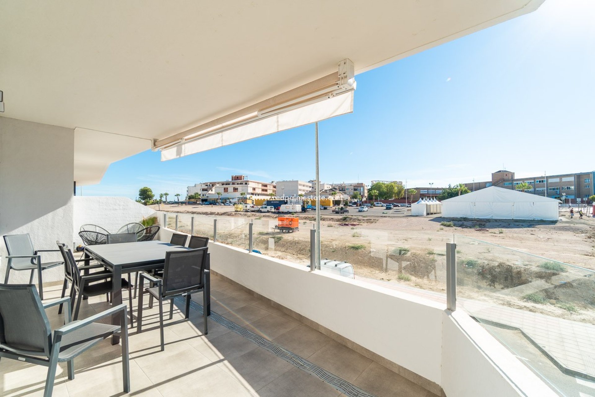 Reventa - Apartamento -
San Miguel de Salinas - Inland