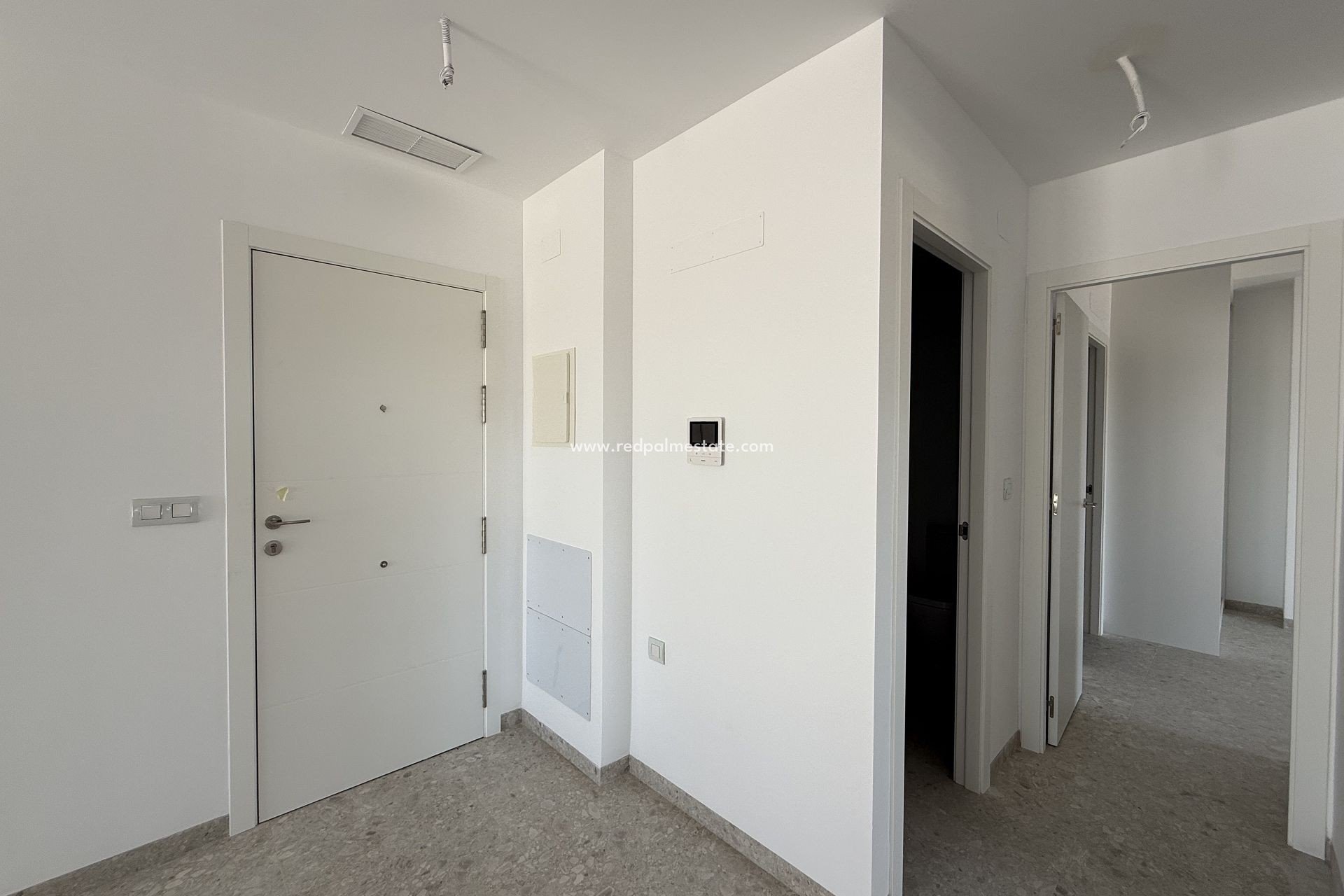 Reventa - Apartamento -
San Miguel de Salinas - Inland