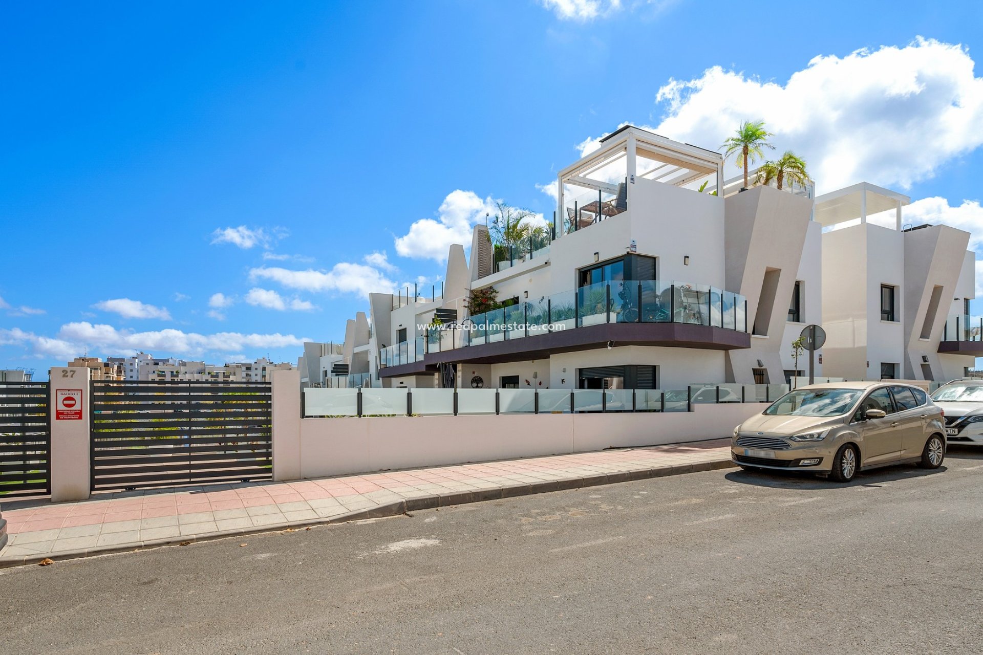 Reventa - Apartamento -
San Miguel de Salinas - Inland