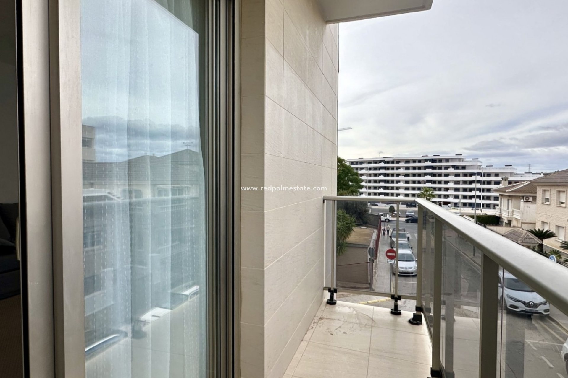 Reventa - Apartamento -
San Miguel de Salinas - Inland