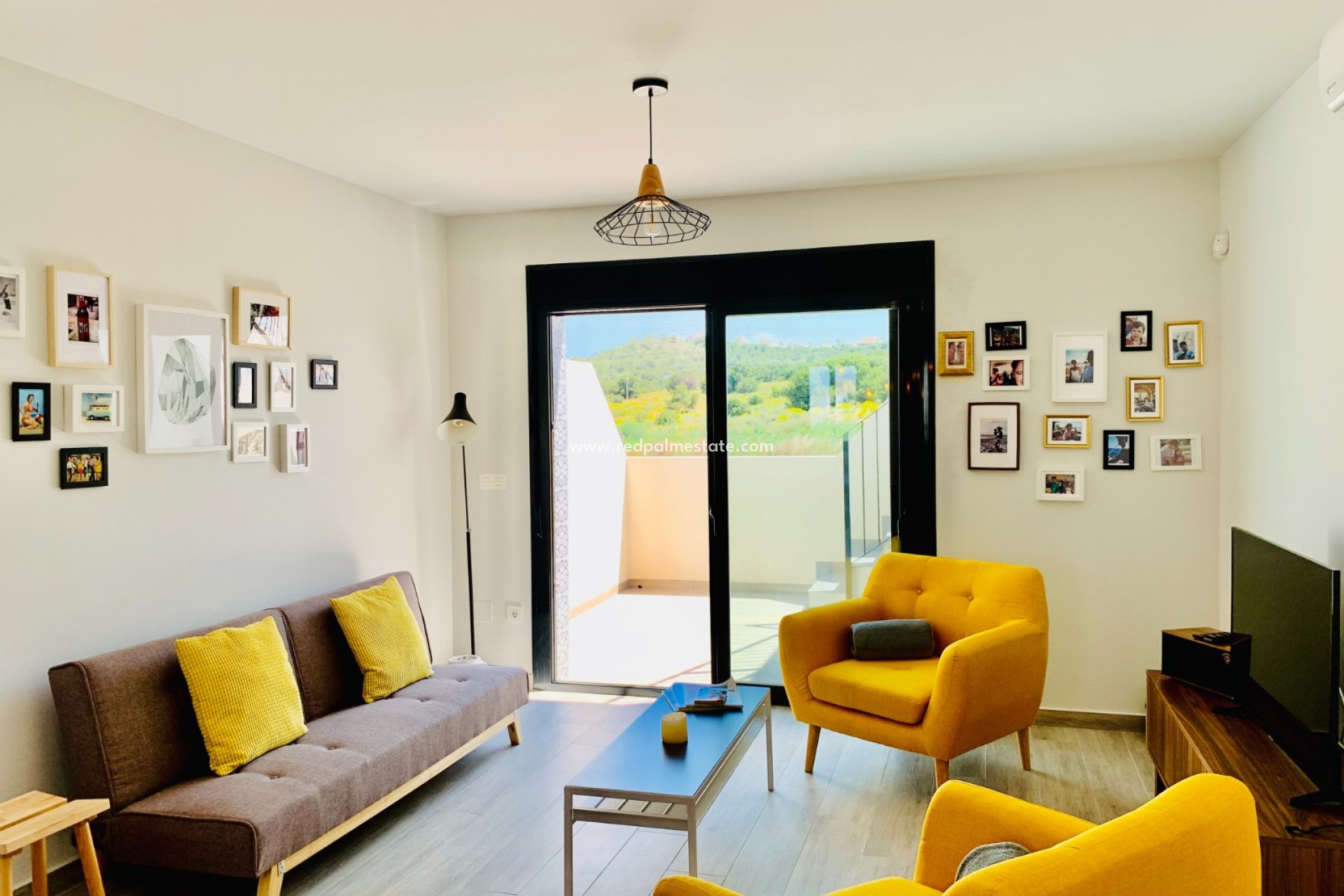 Reventa - Apartamento -
San Miguel de Salinas - Inland