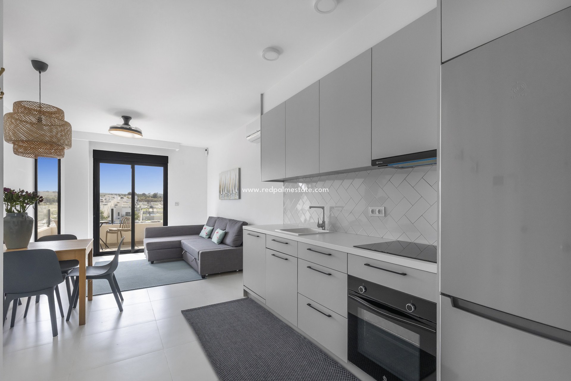 Reventa - Apartamento -
San Miguel de Salinas - Inland