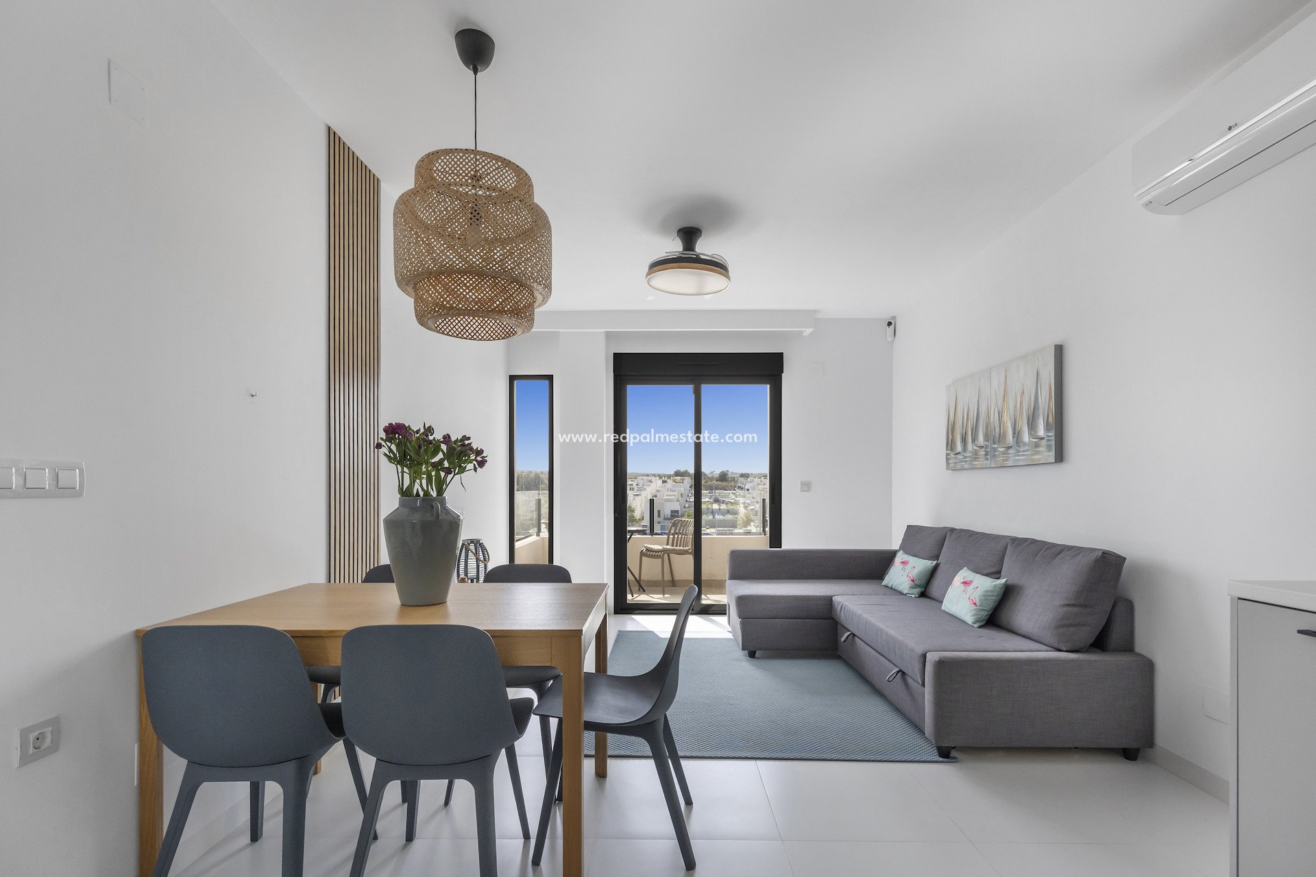 Reventa - Apartamento -
San Miguel de Salinas - Inland
