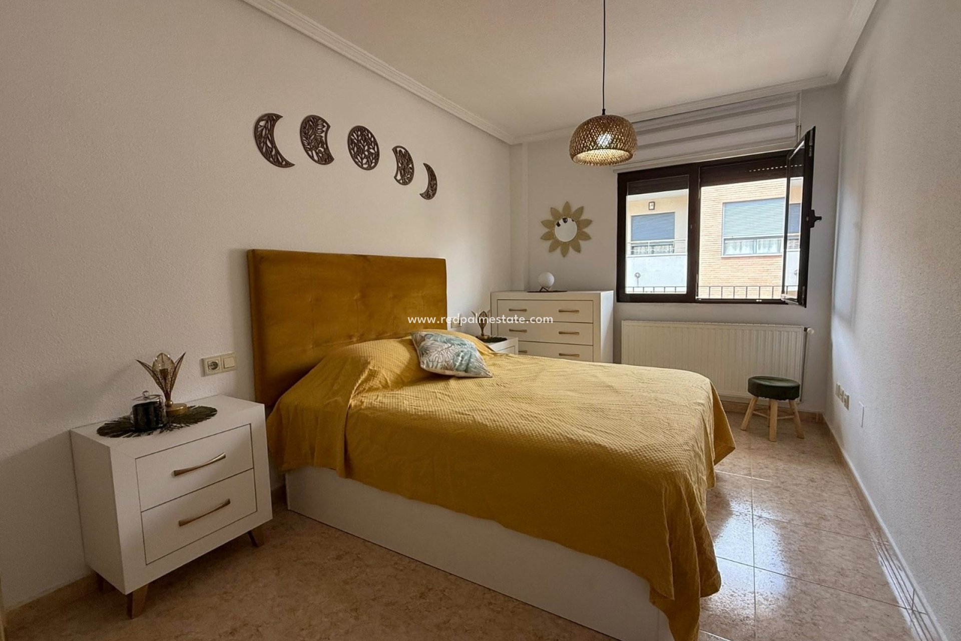 Reventa - Apartamento -
San Miguel de Salinas - Inland