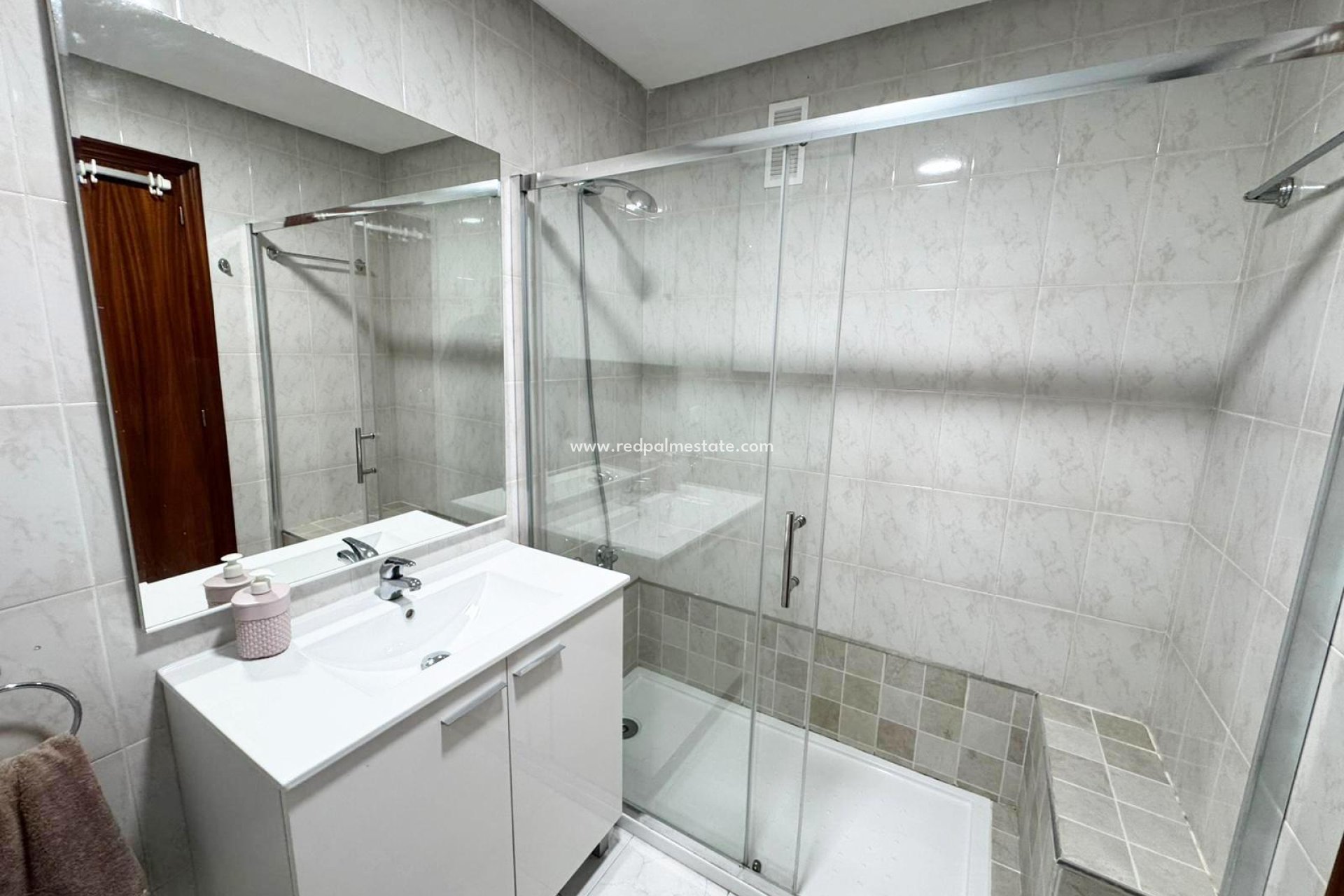 Reventa - Apartamento -
San Miguel de Salinas - Inland