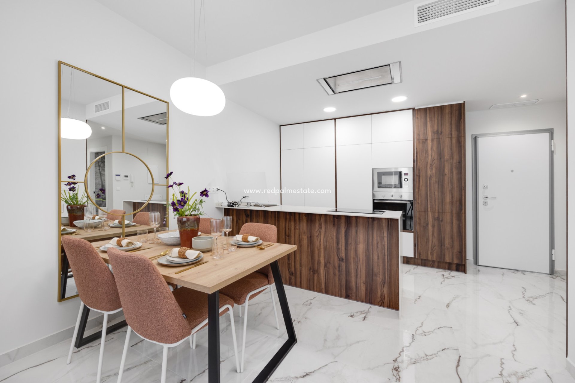 Reventa - Apartamento -
San Miguel de Salinas