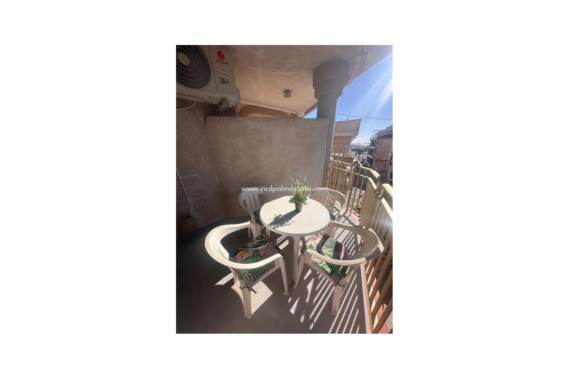 Reventa - Apartamento -
San Pedro del Pinatar - Lo pagan