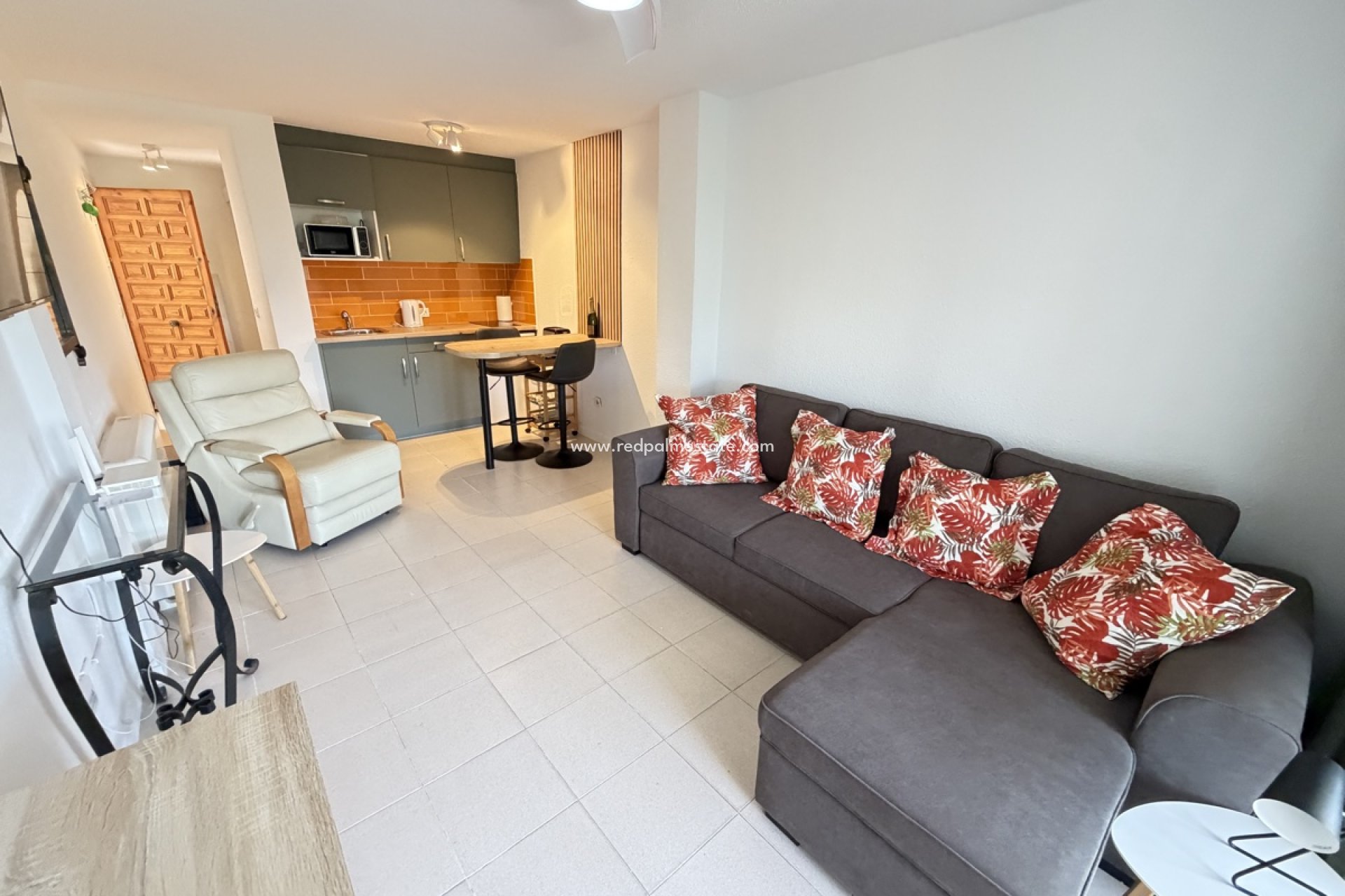 Reventa - Apartamento -
Torre de la Horadada - Mil Palmeras