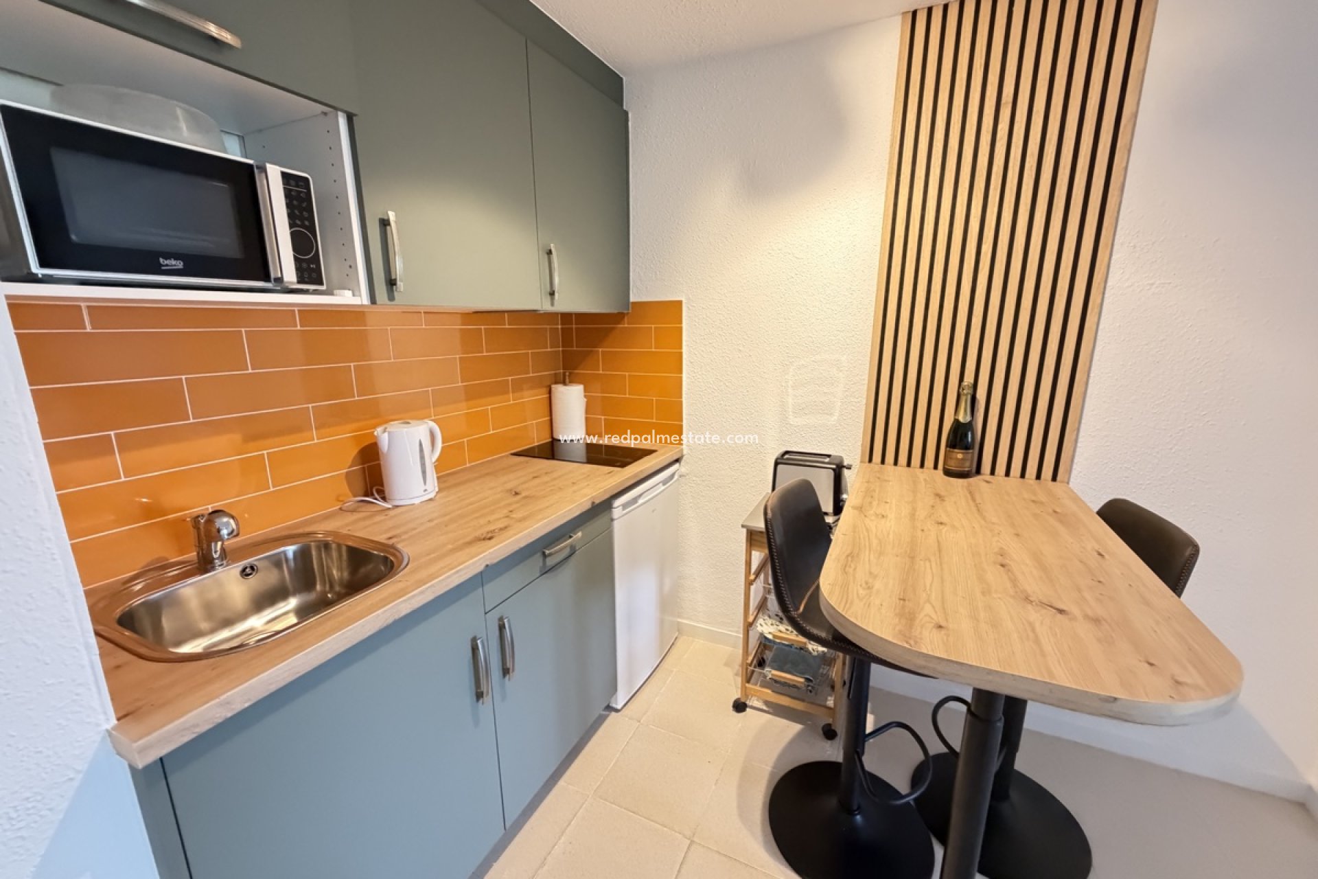 Reventa - Apartamento -
Torre de la Horadada - Mil Palmeras