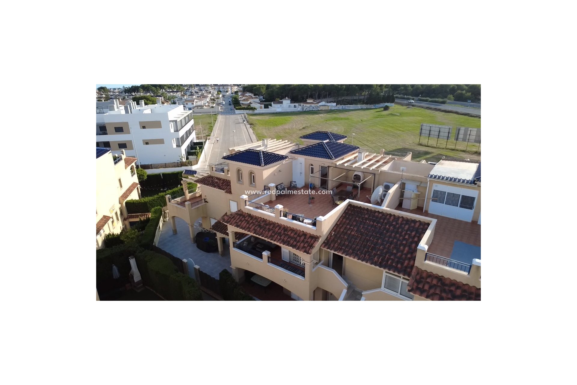 Reventa - Apartamento -
Torre de la Horadada - Mil Palmeras