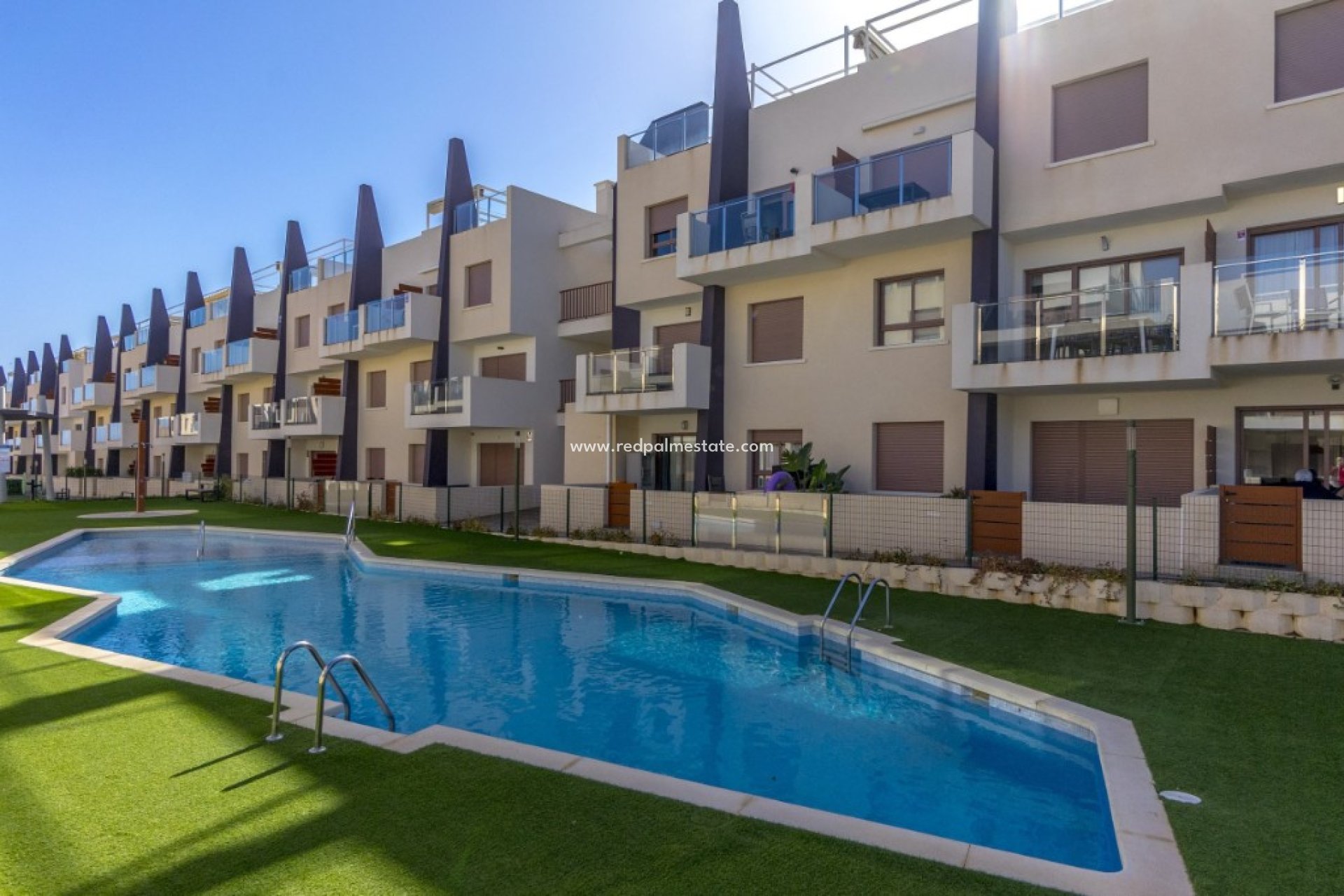 Reventa - Apartamento -
Torre de la Horadada - Mil Palmeras