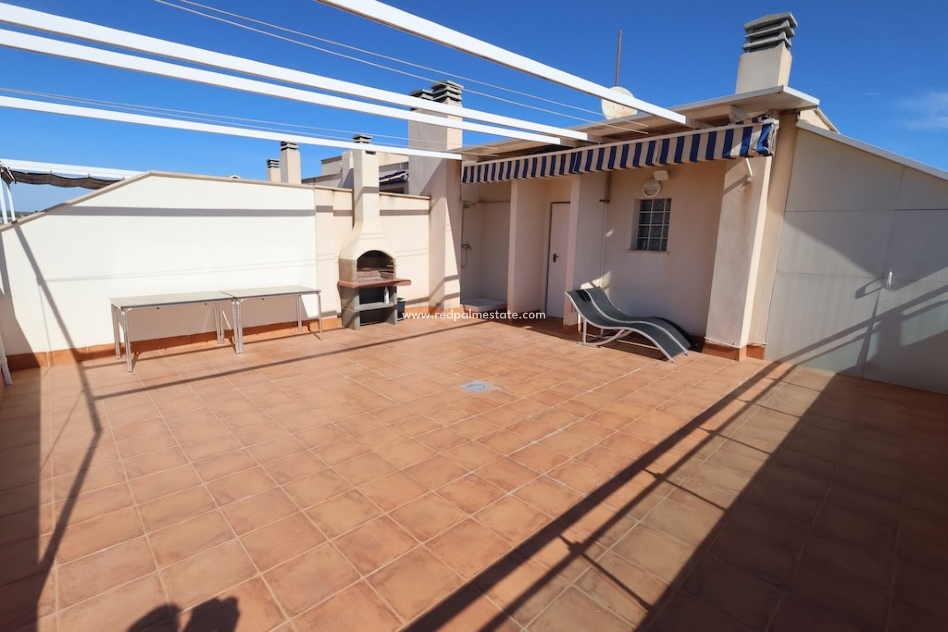 Reventa - Apartamento -
Torre de la Horadada - Mil Palmeras