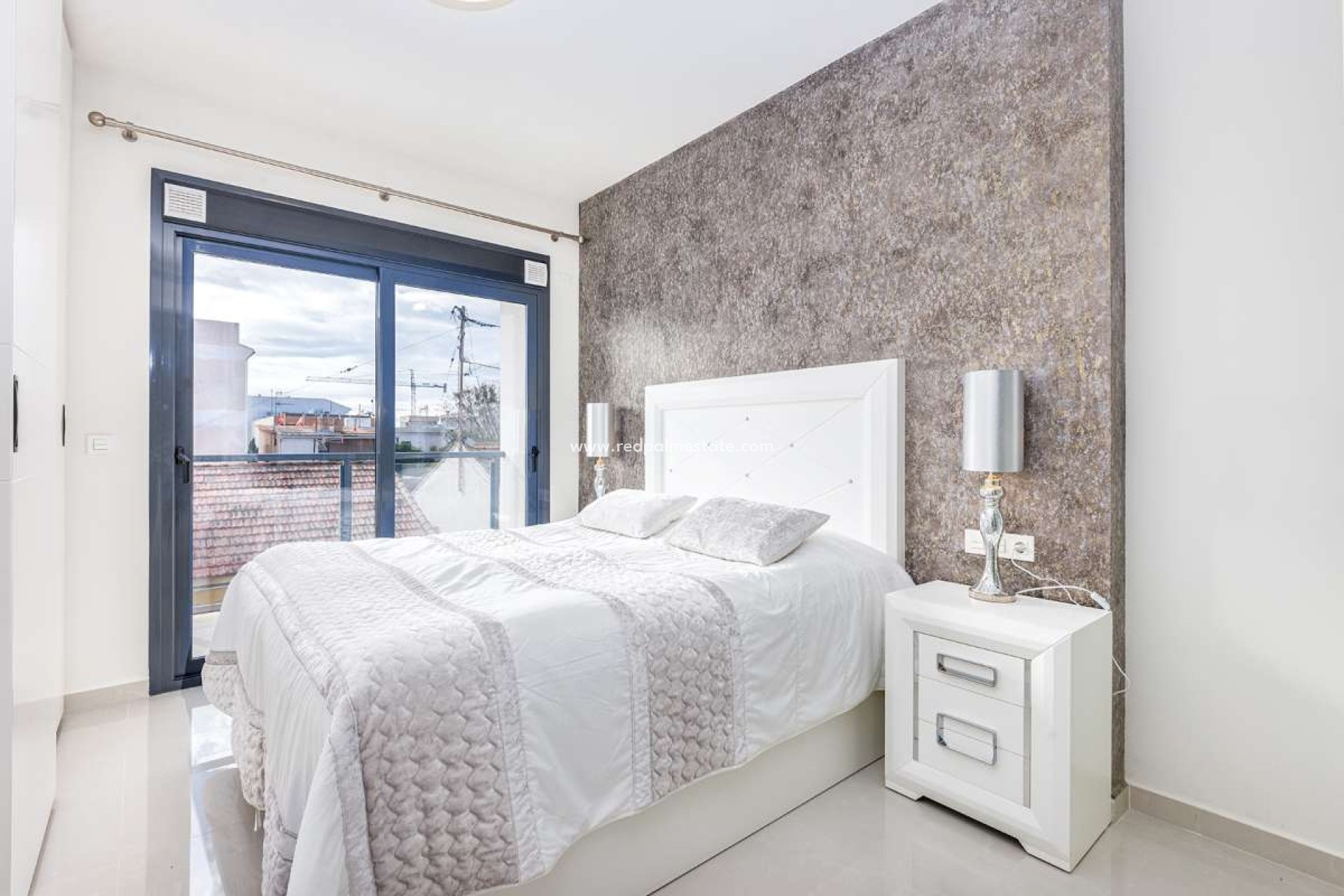 Reventa - Apartamento -
Torre de la Horadada