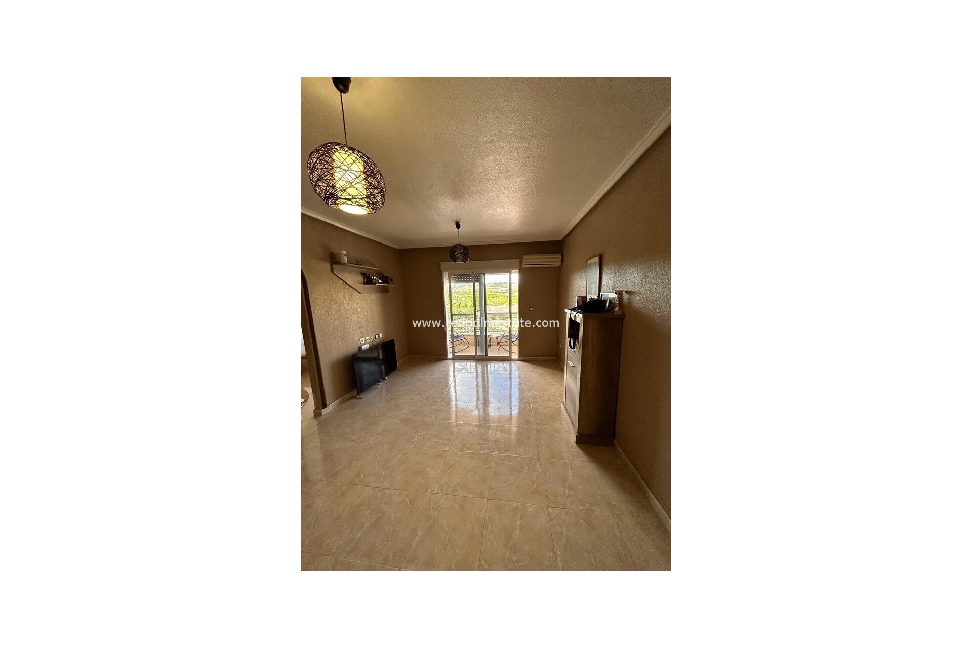 Reventa - Apartamento -
Torremendo