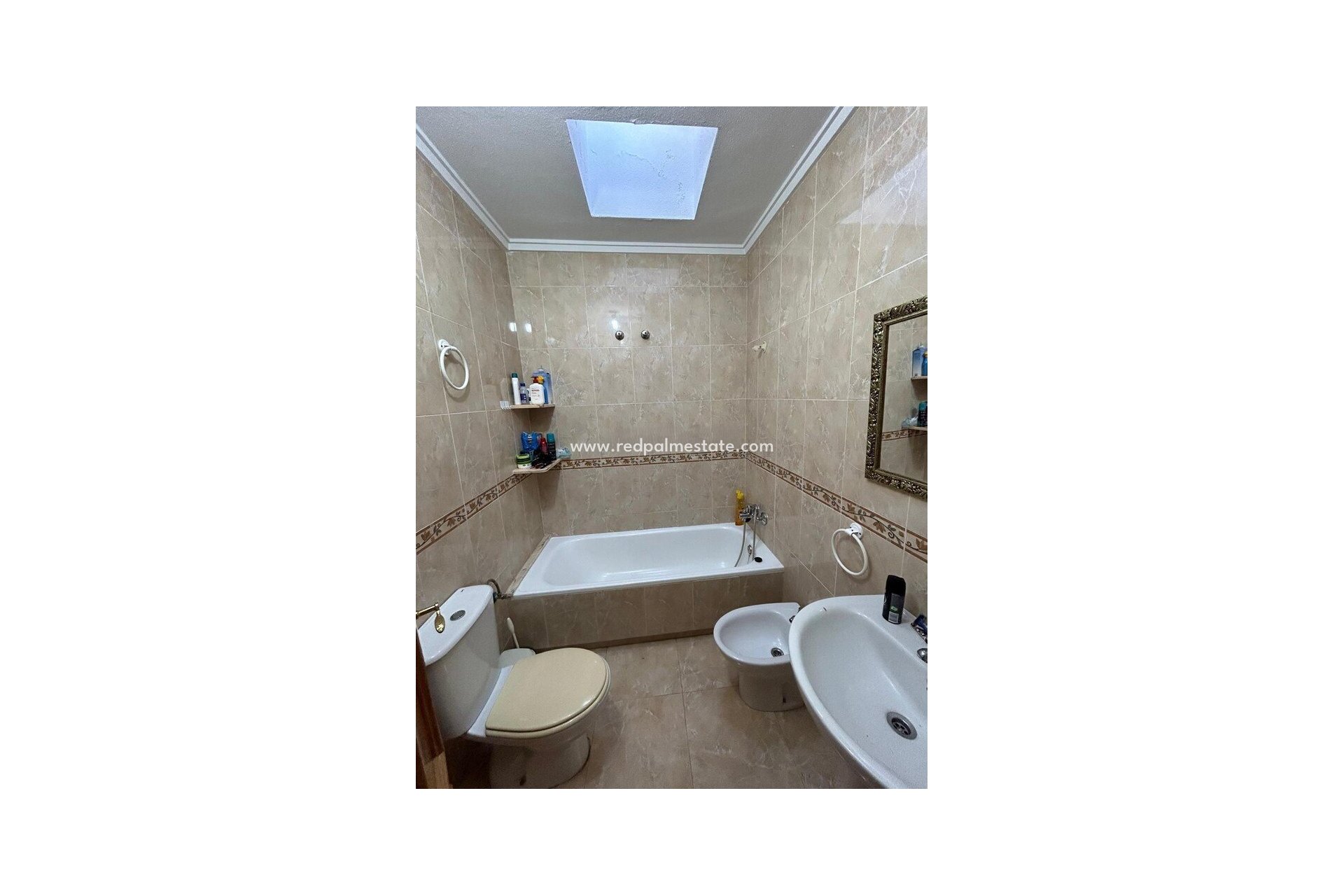 Reventa - Apartamento -
Torremendo