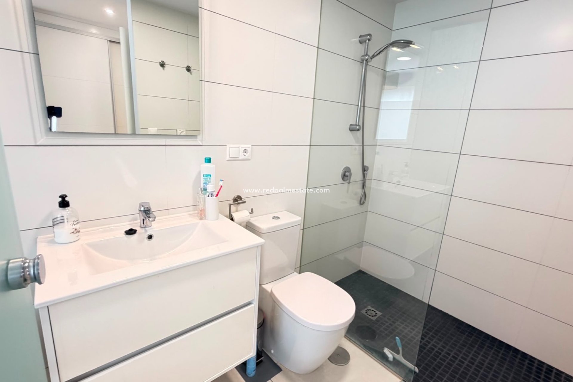 Reventa - Apartamento -
Torrevieja - Aguas Nueva