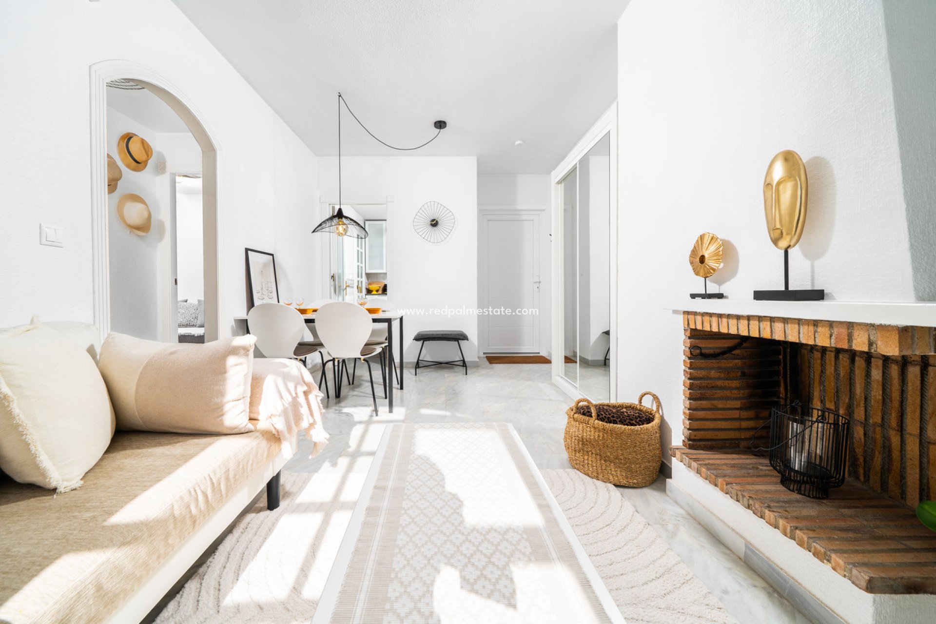 Reventa - Apartamento -
Torrevieja - Aguas Nuevas
