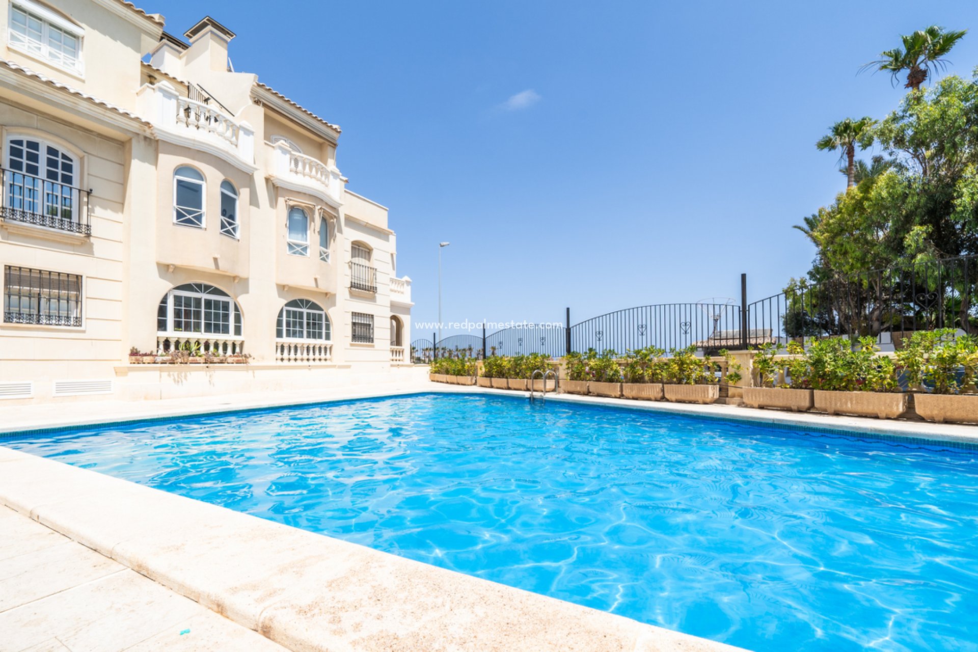 Reventa - Apartamento -
Torrevieja - Aguas Nuevas