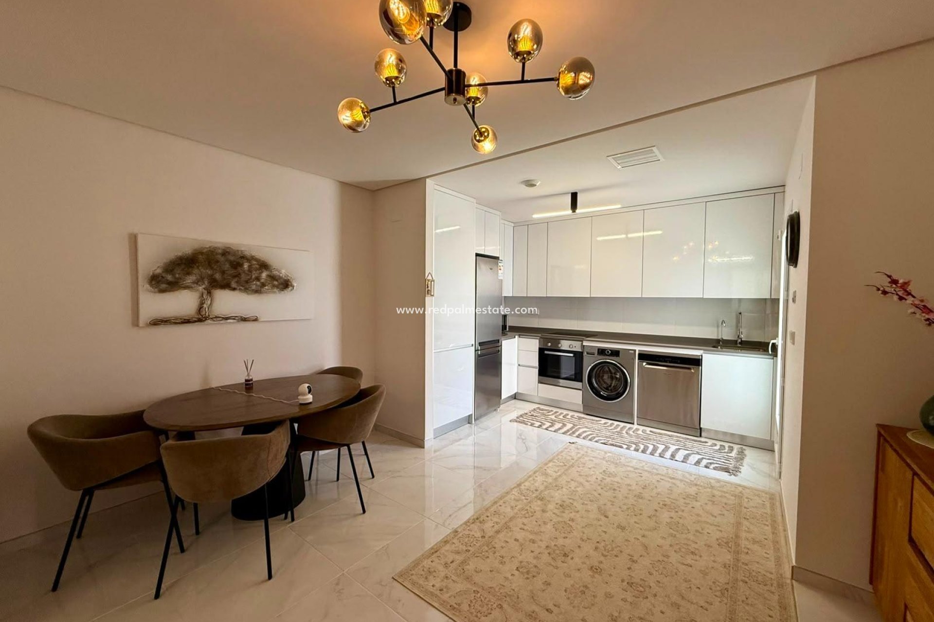Reventa - Apartamento -
Torrevieja - Aguas Nuevas