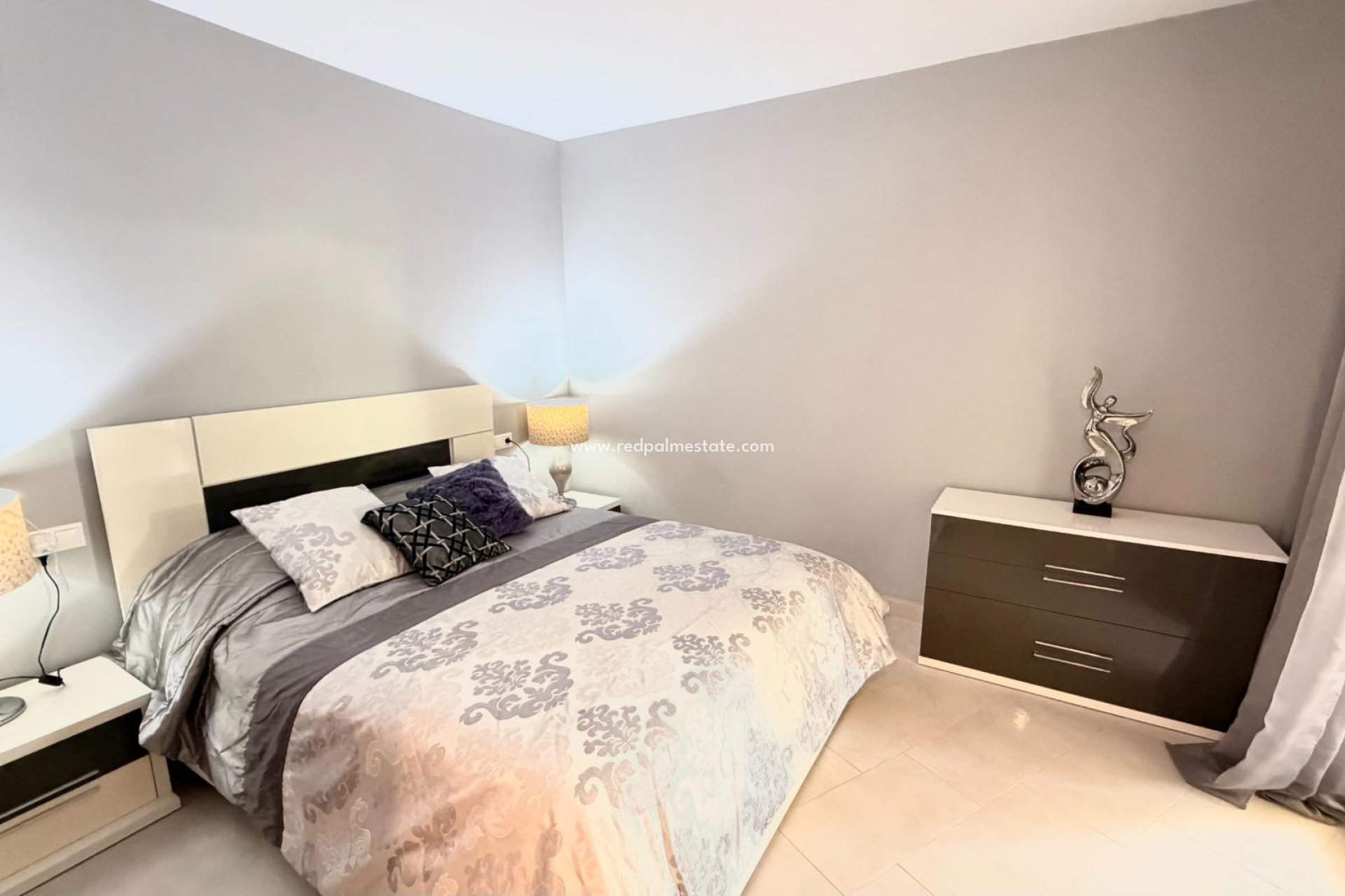 Reventa - Apartamento -
Torrevieja - Aldea Del Mar