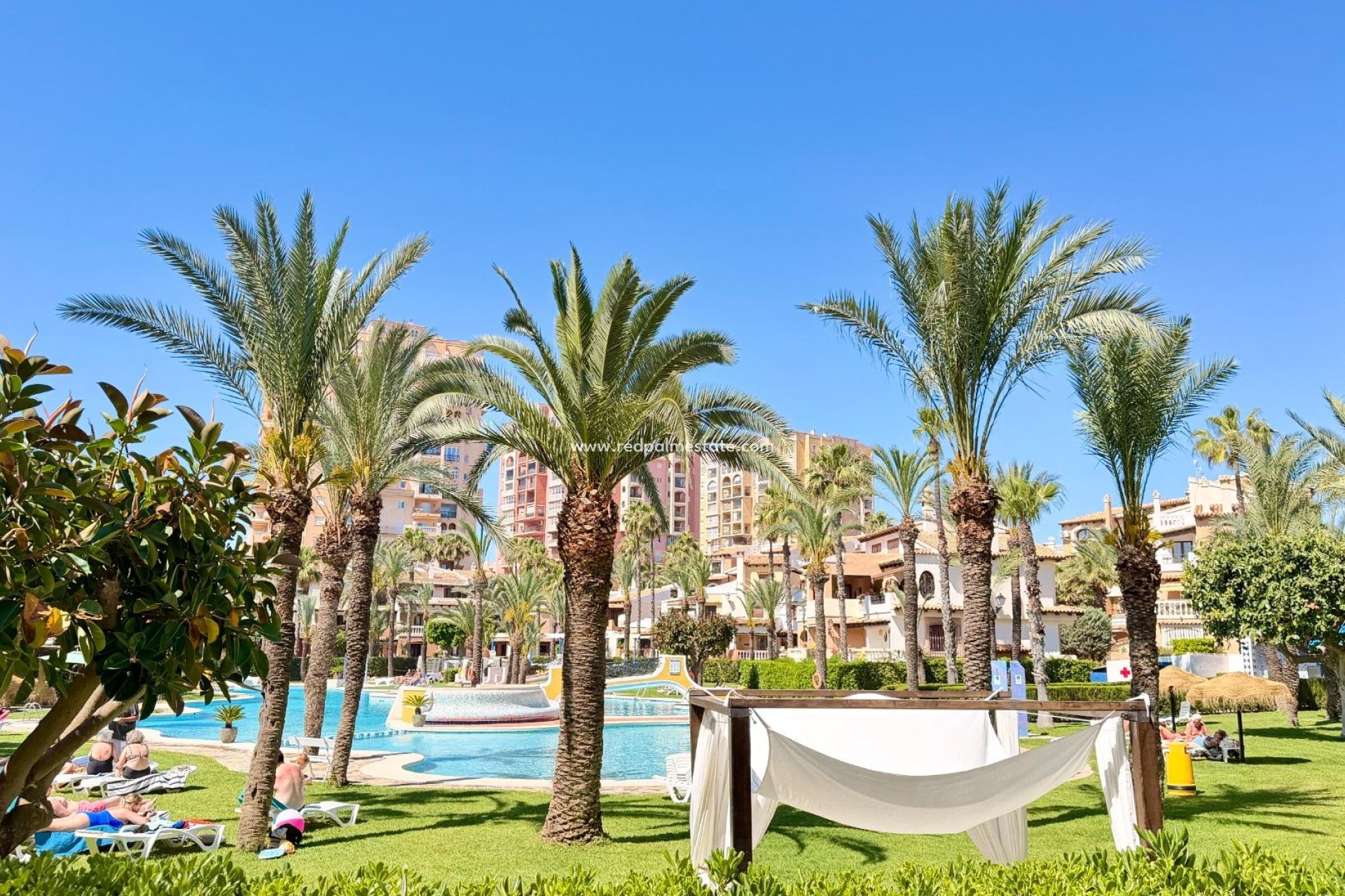 Reventa - Apartamento -
Torrevieja - Aldea Del Mar