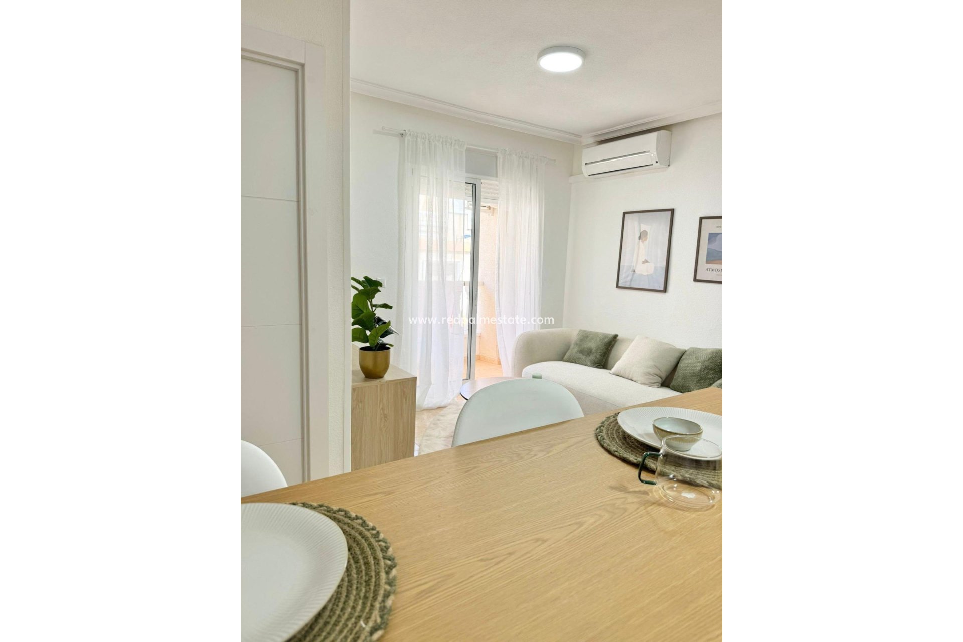 Reventa - Apartamento -
Torrevieja - Antonio Machado