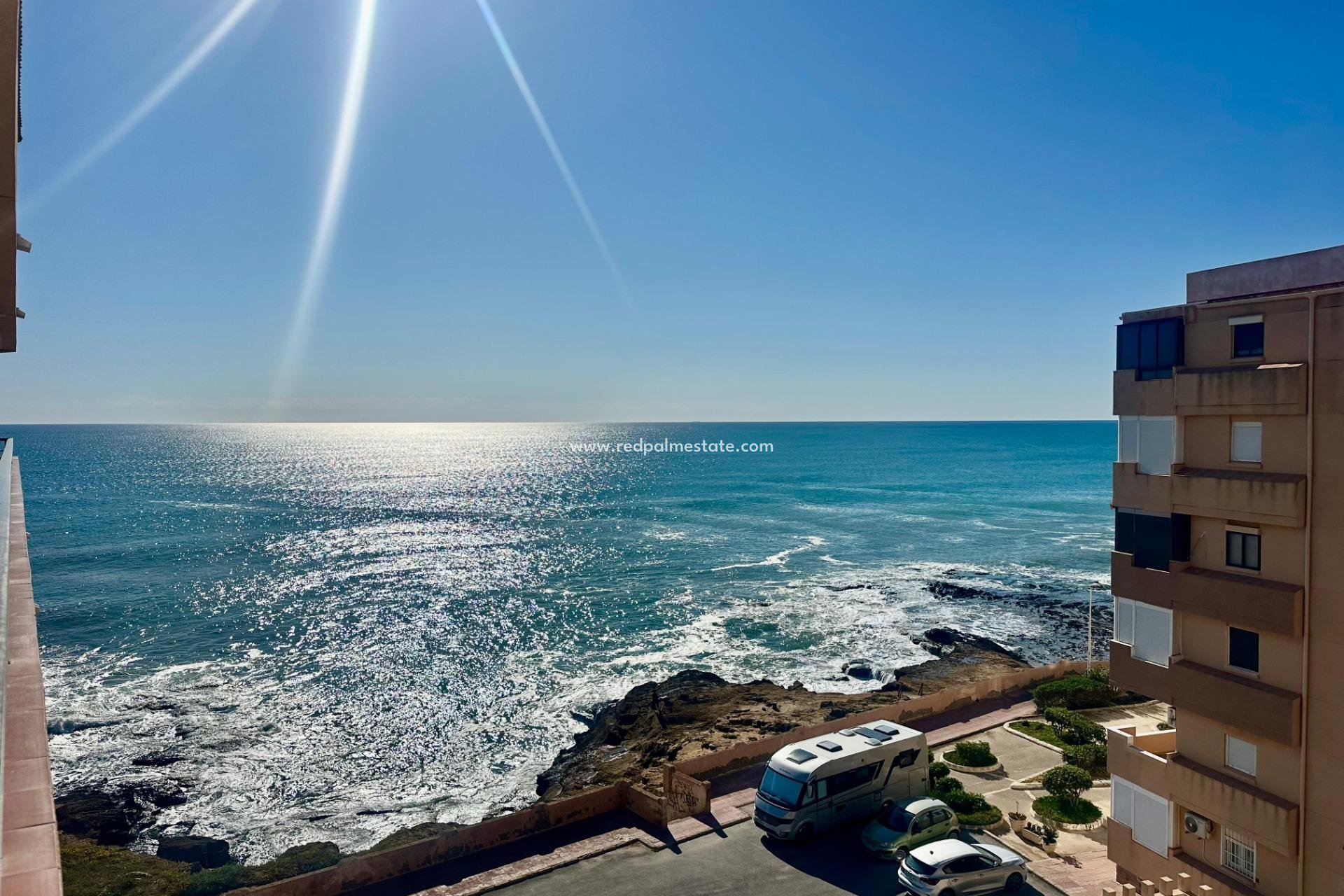 Reventa - Apartamento -
Torrevieja - Cabo cervera