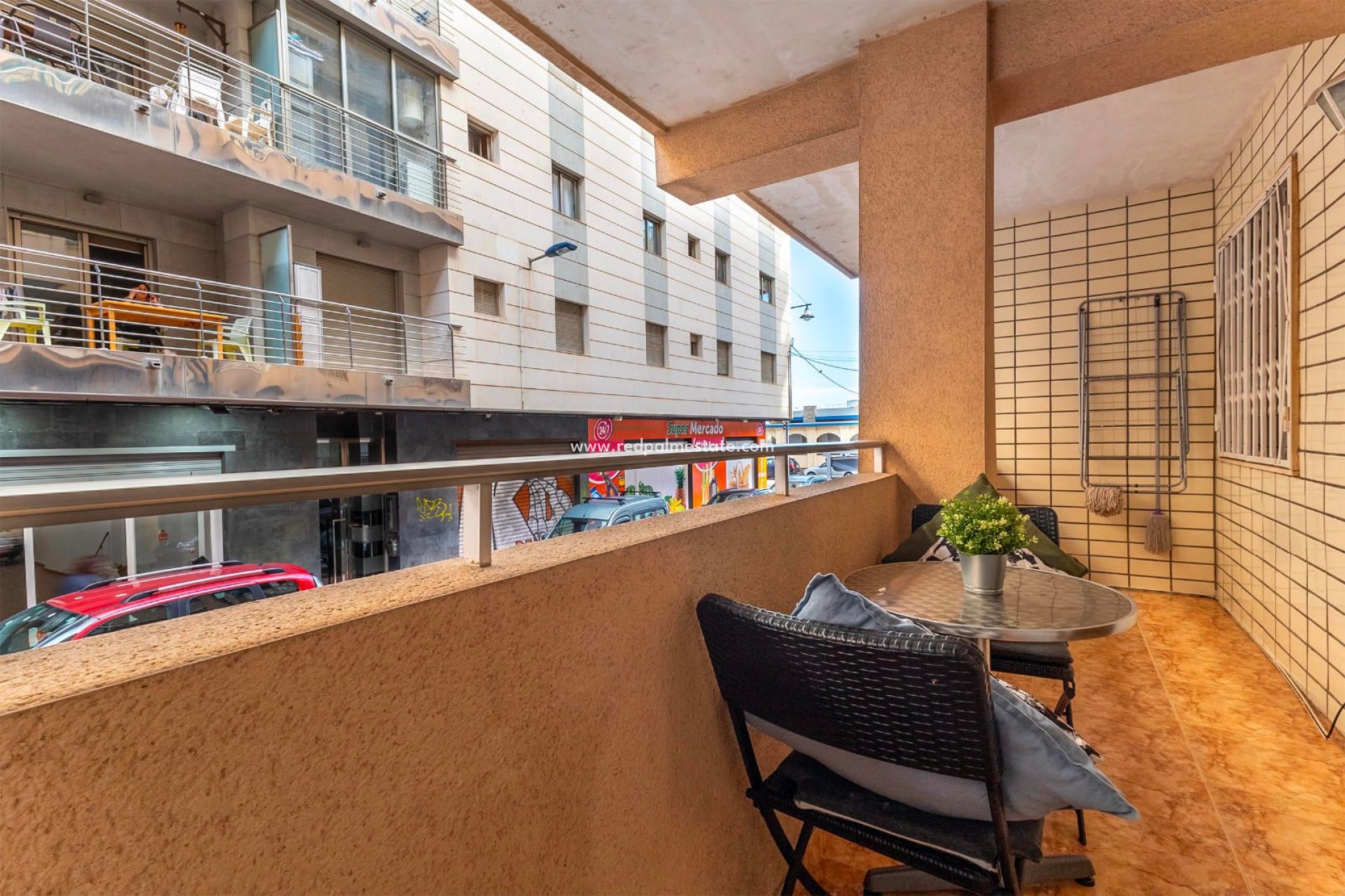 Reventa - Apartamento -
Torrevieja - Cabo cervera