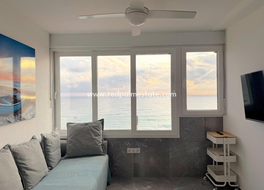 Reventa - Apartamento -
Torrevieja - Cabo cervera