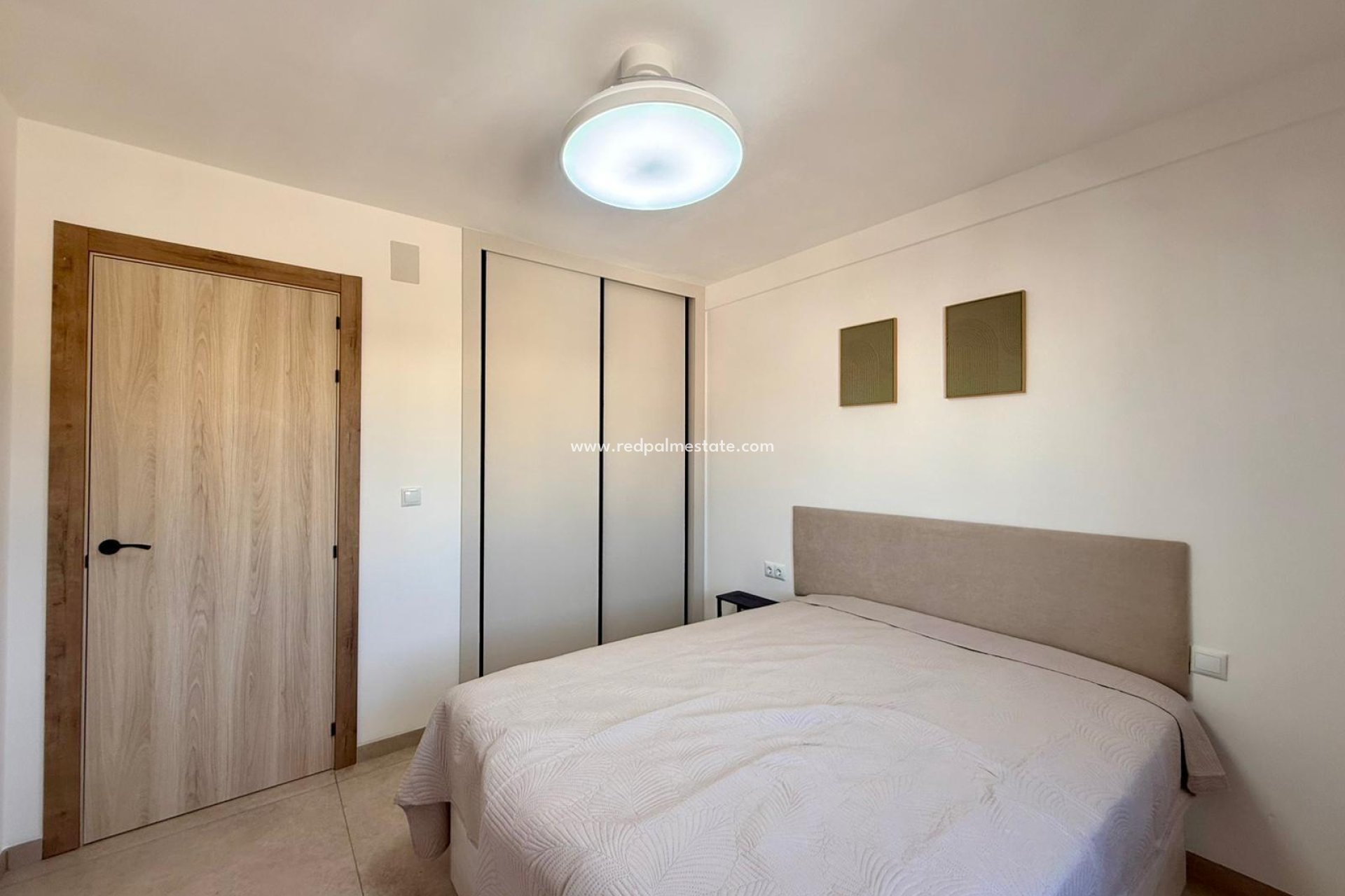 Reventa - Apartamento -
Torrevieja - Calas blanca