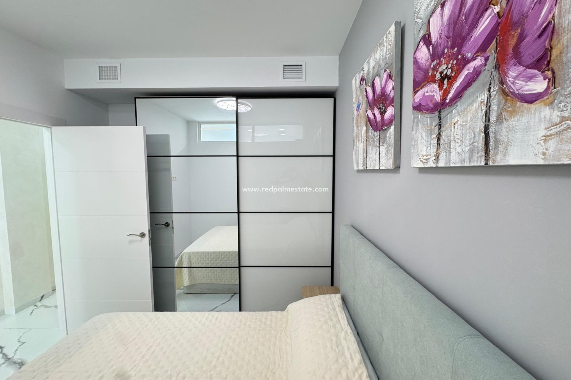 Reventa - Apartamento -
Torrevieja - Centro Torrevieja