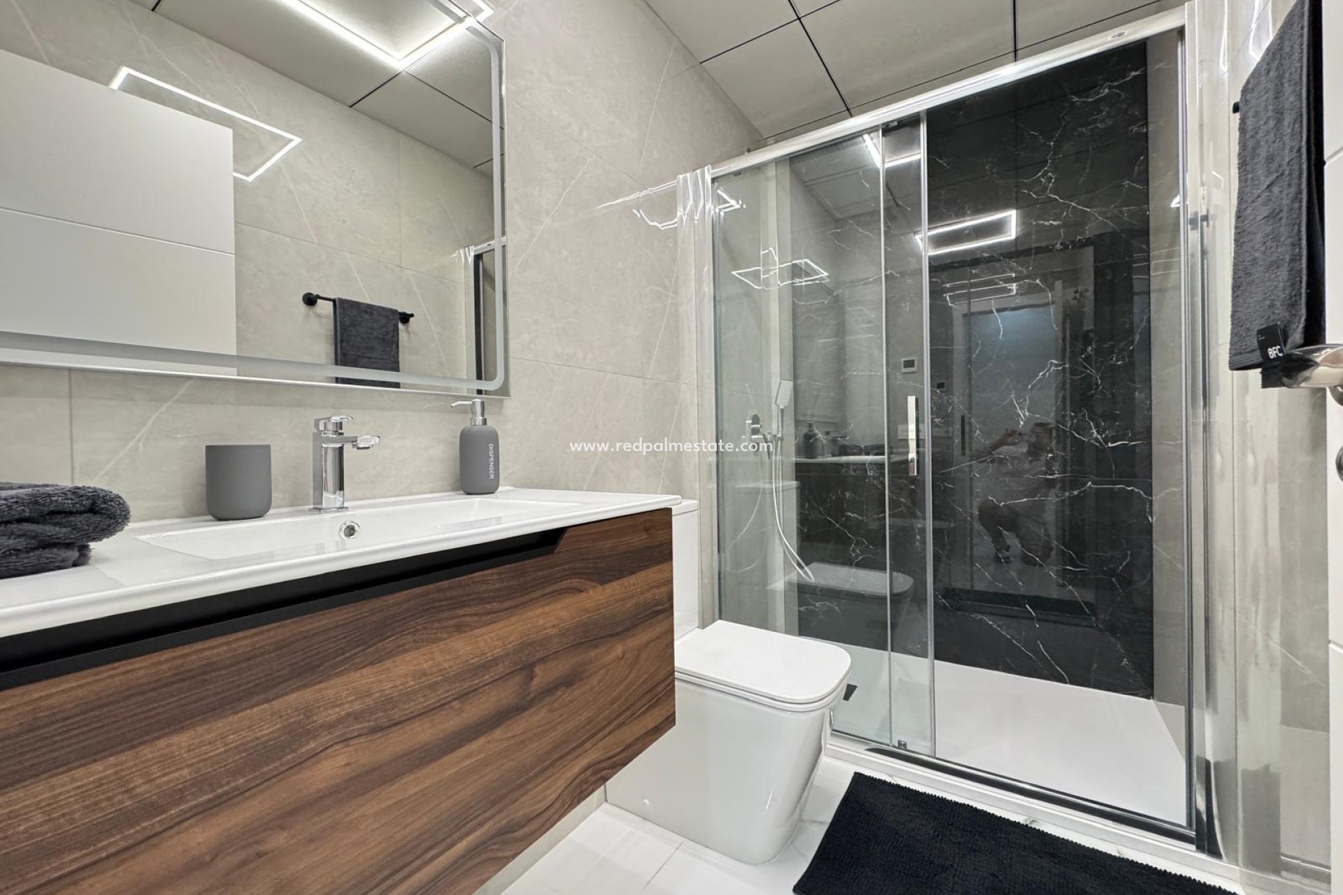 Reventa - Apartamento -
Torrevieja - Centro Torrevieja