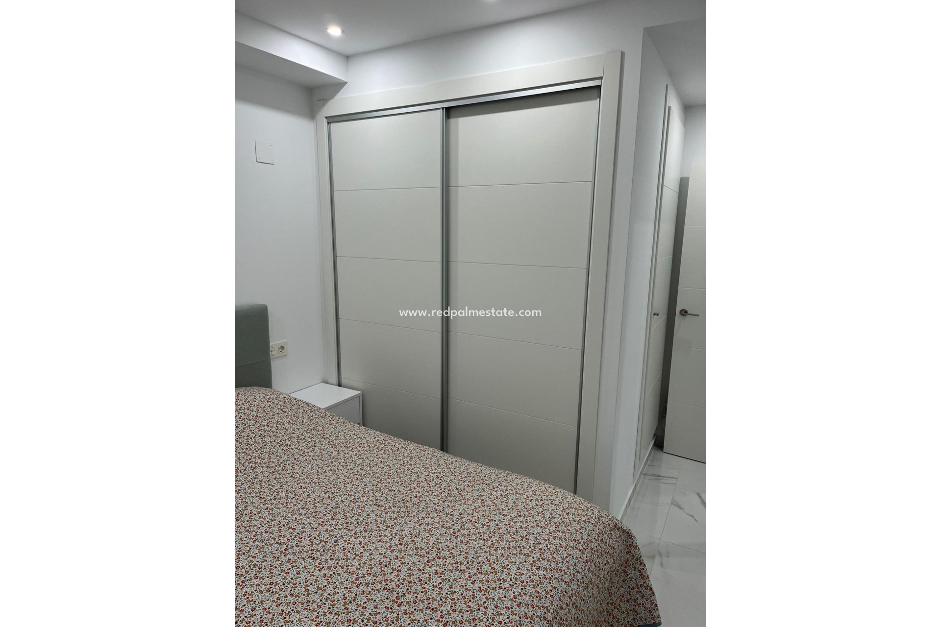 Reventa - Apartamento -
Torrevieja - Centro Torrevieja