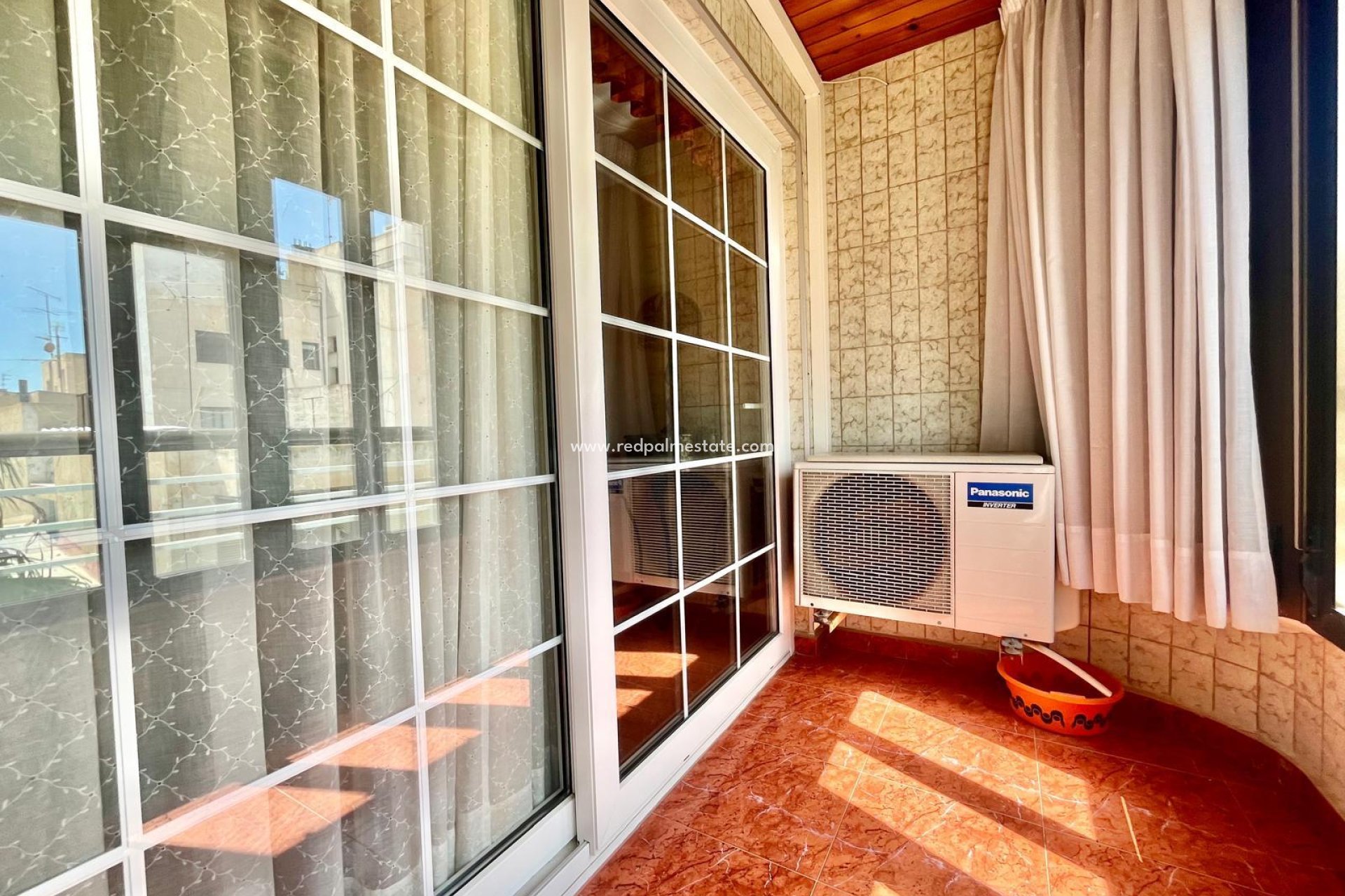 Reventa - Apartamento -
Torrevieja - Centro Torrevieja