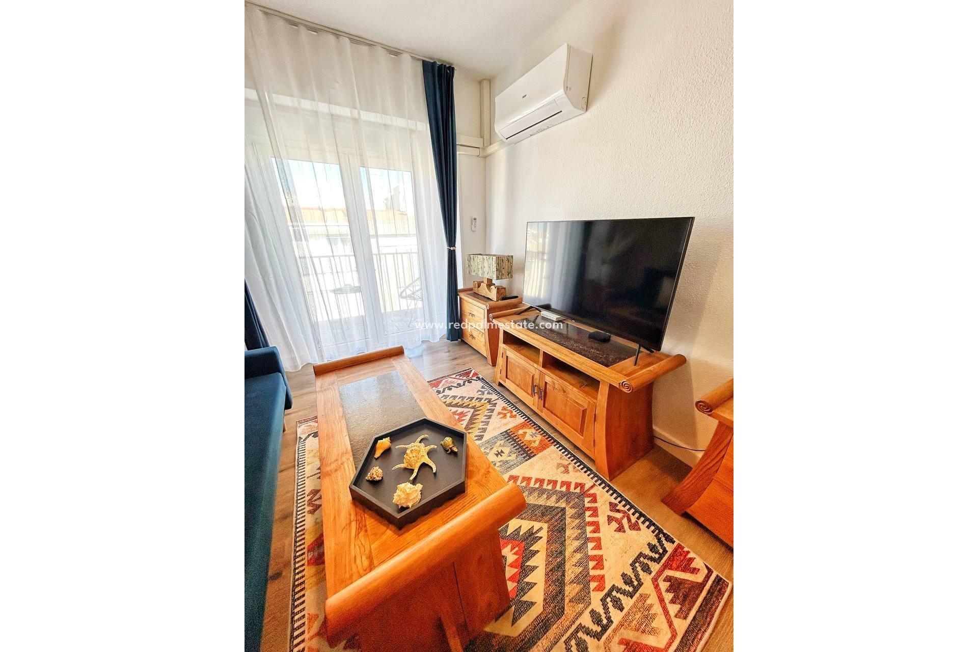 Reventa - Apartamento -
Torrevieja - Centro Torrevieja